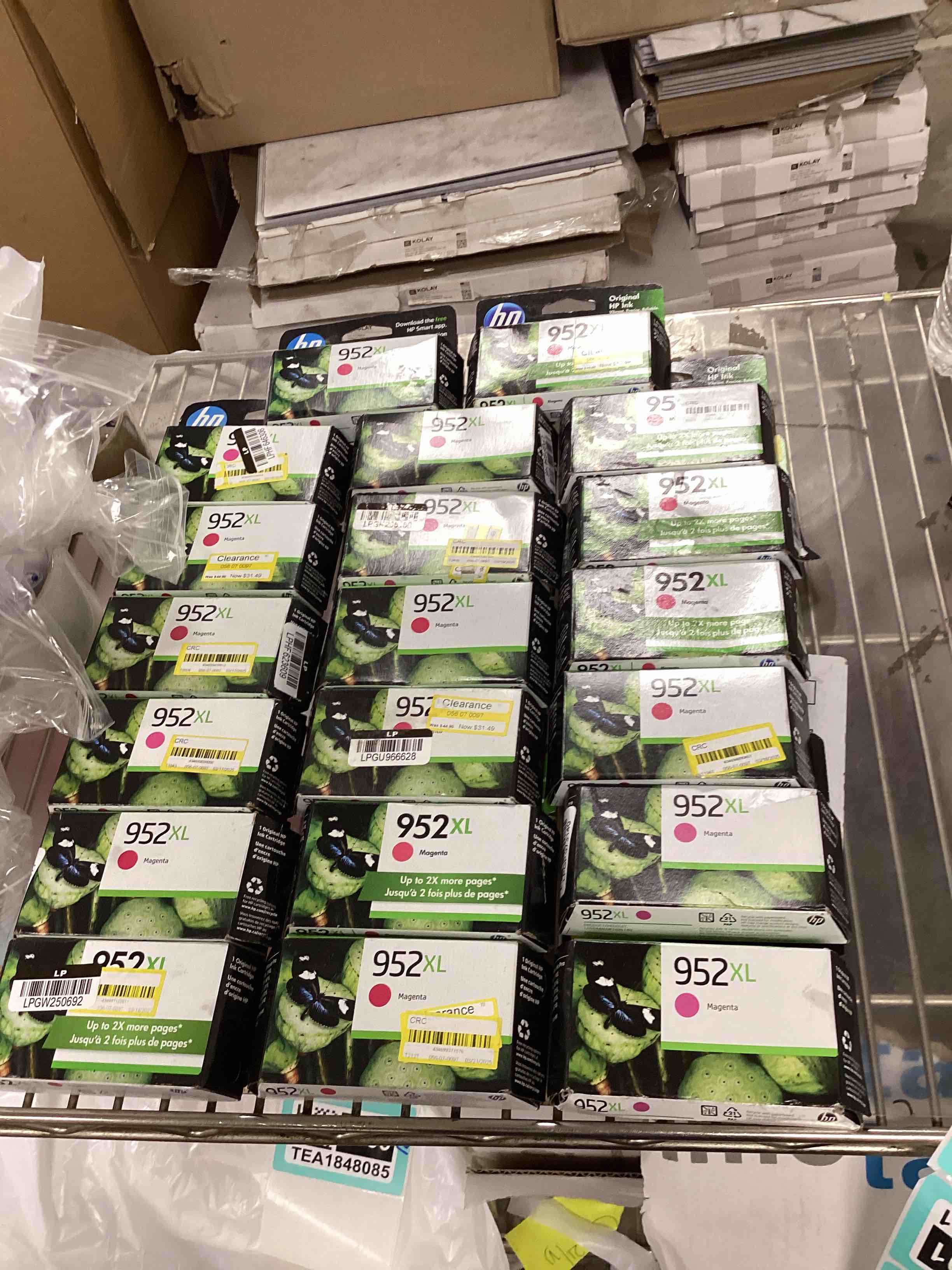 https://s3.amazonaws.com/lotting-images-prod/bidfta/TEA1848085_1746564064536.jpeg