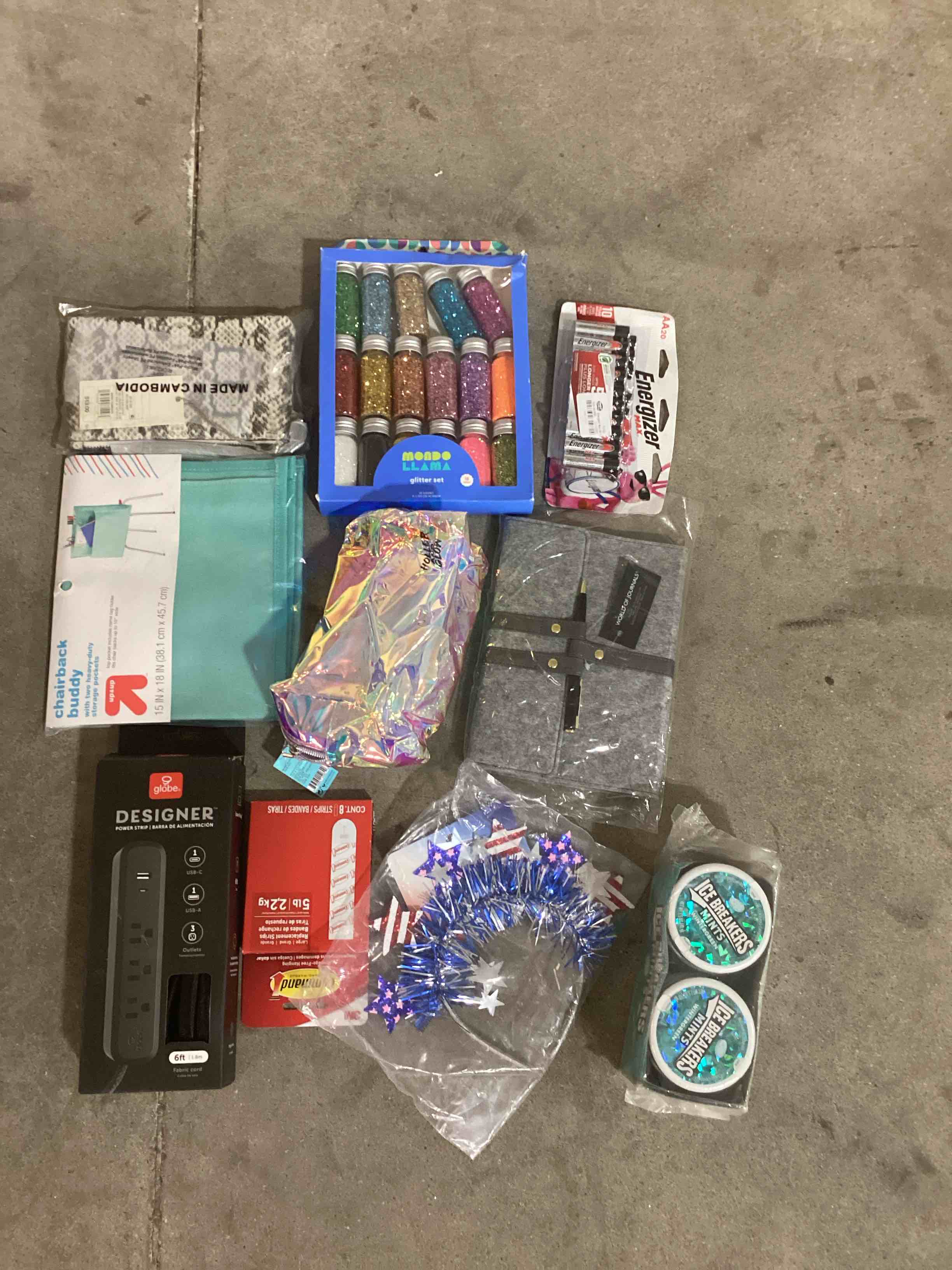 Assorted items 