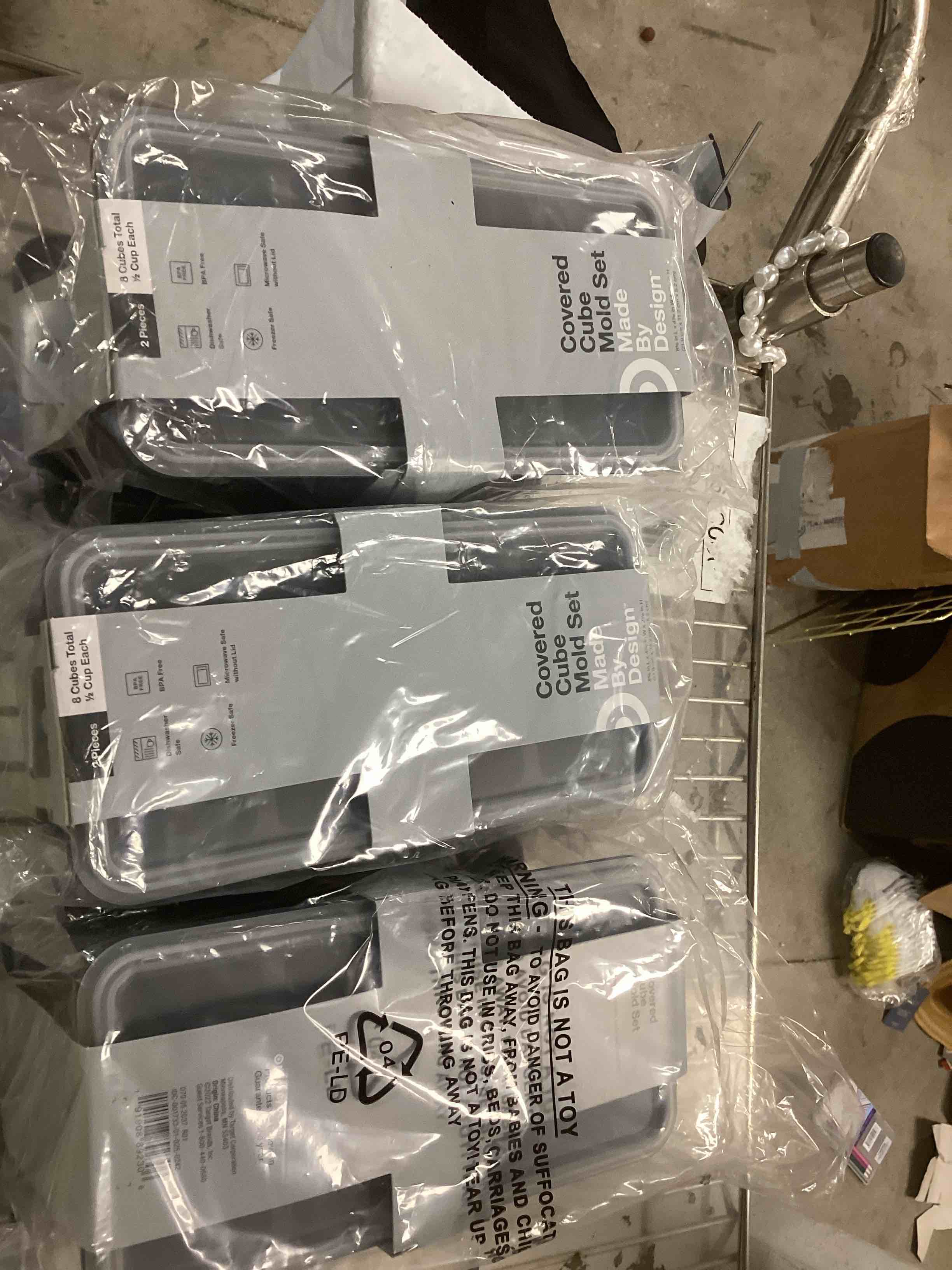 https://s3.amazonaws.com/lotting-images-prod/bidfta/TEA1848802_1755788111663.jpeg