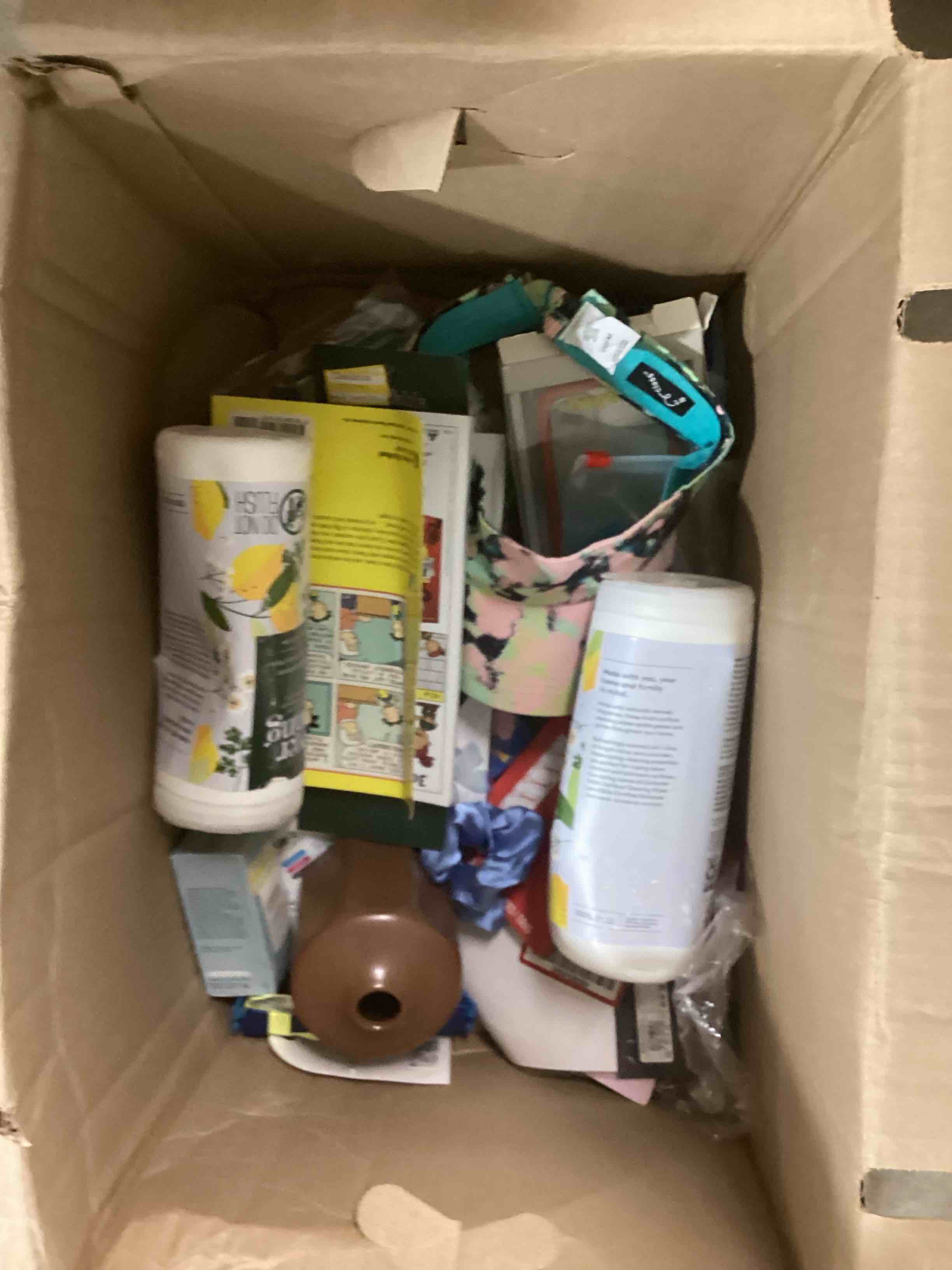 Assorted items 