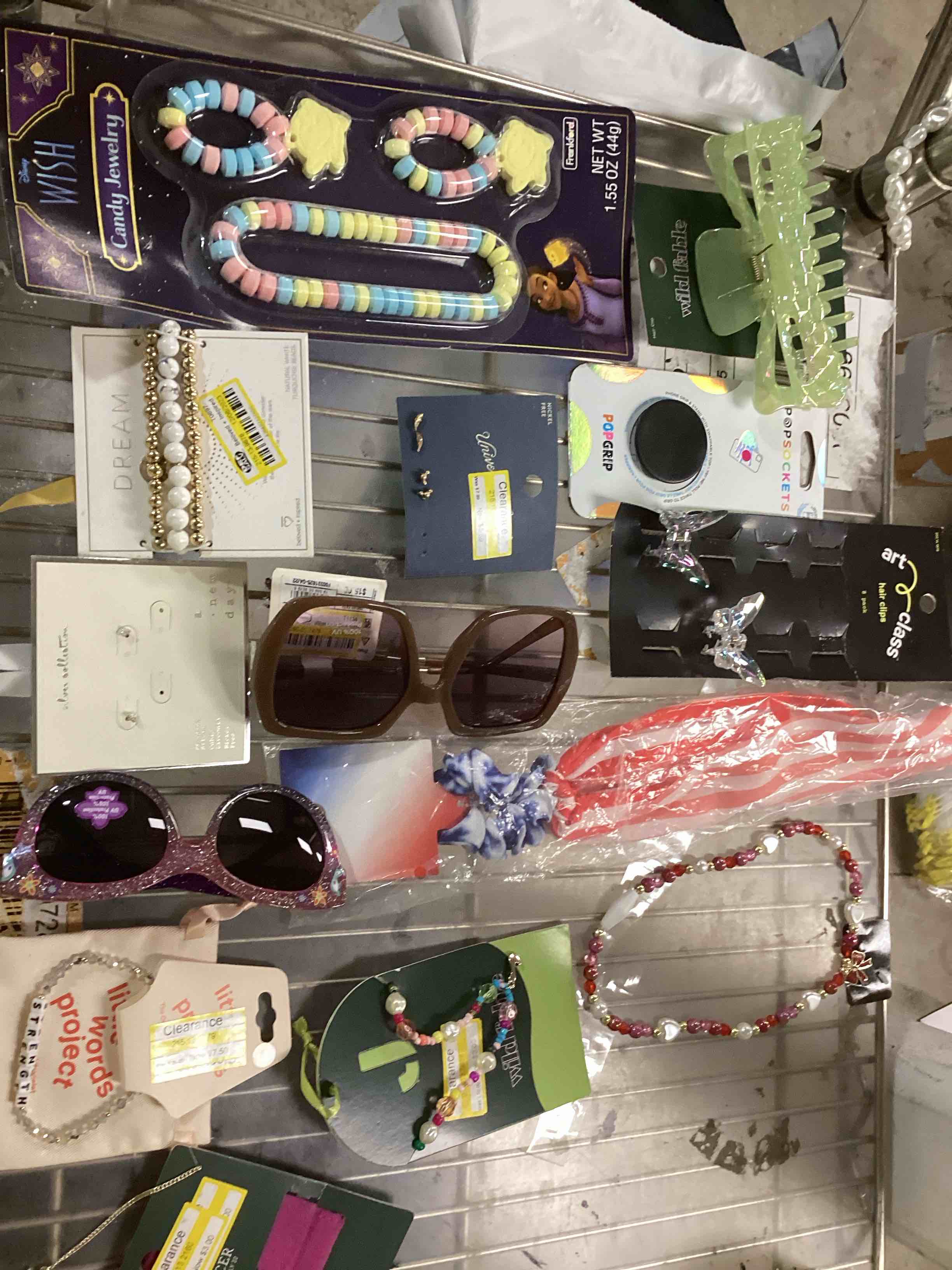 Assorted items 