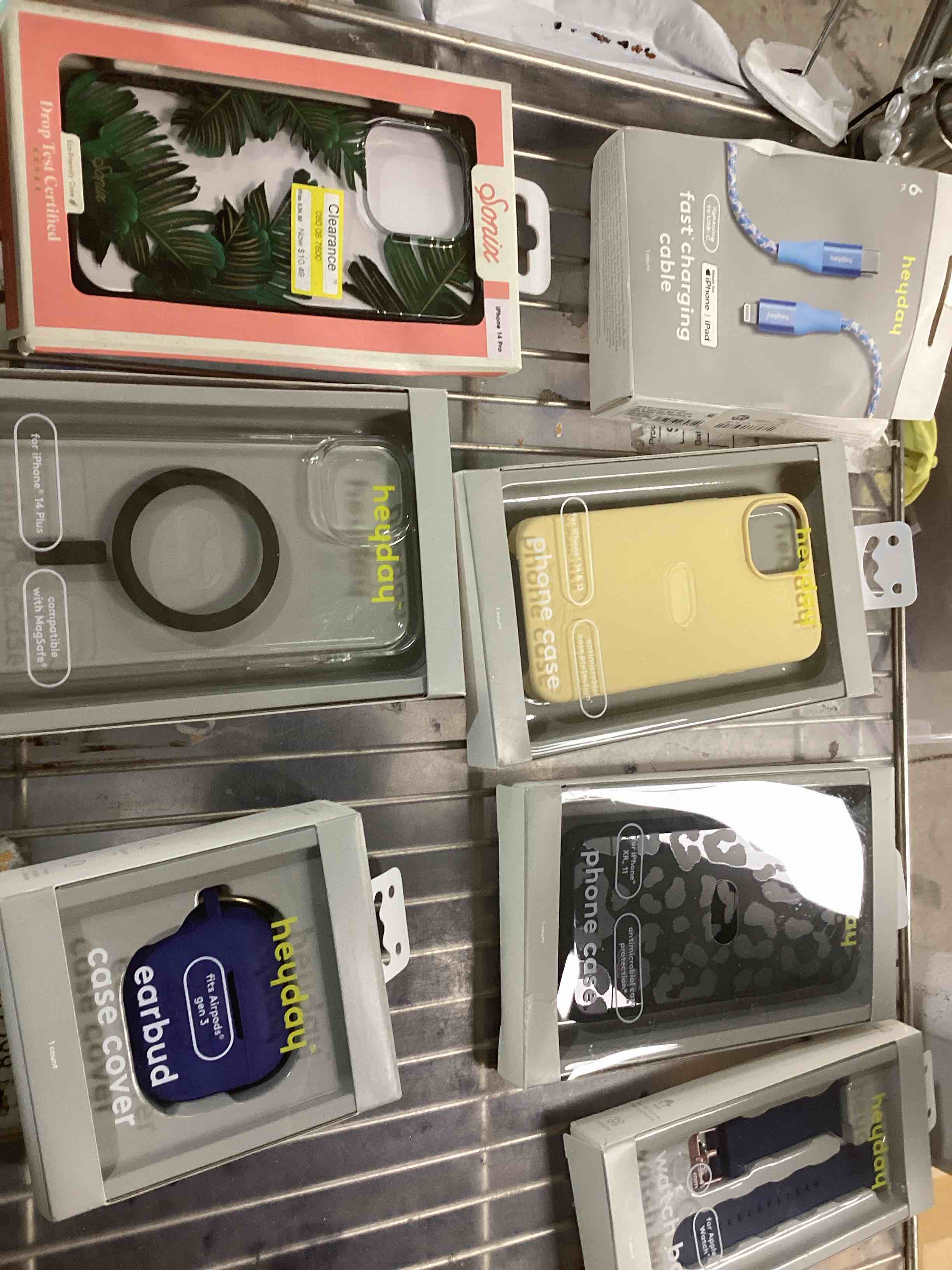 Assorted items 