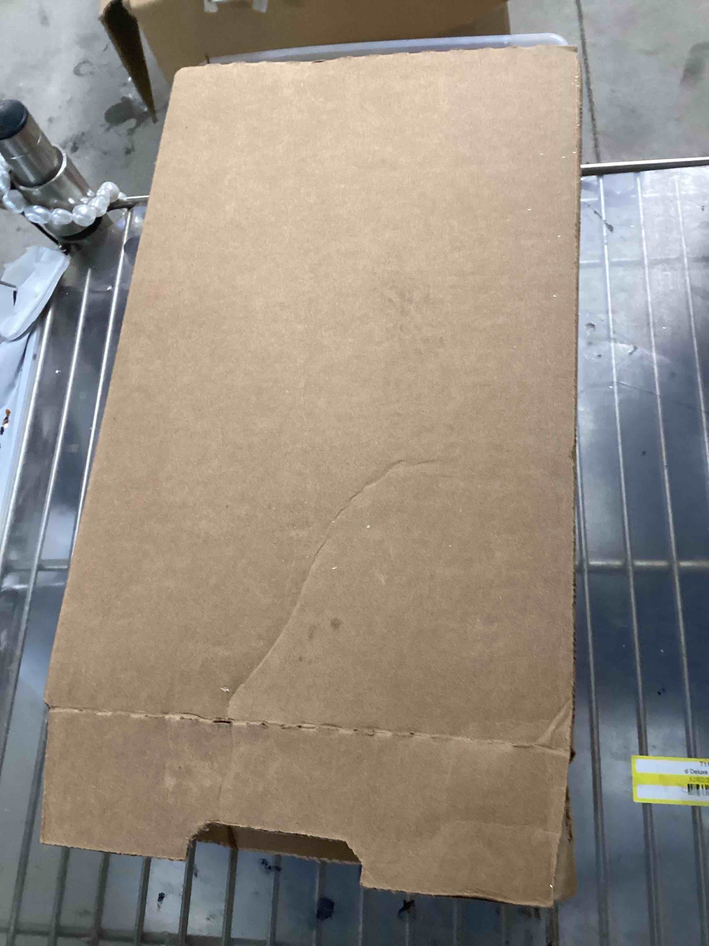 https://s3.amazonaws.com/lotting-images-prod/bidfta/TEA1848961_1755899562313.jpeg