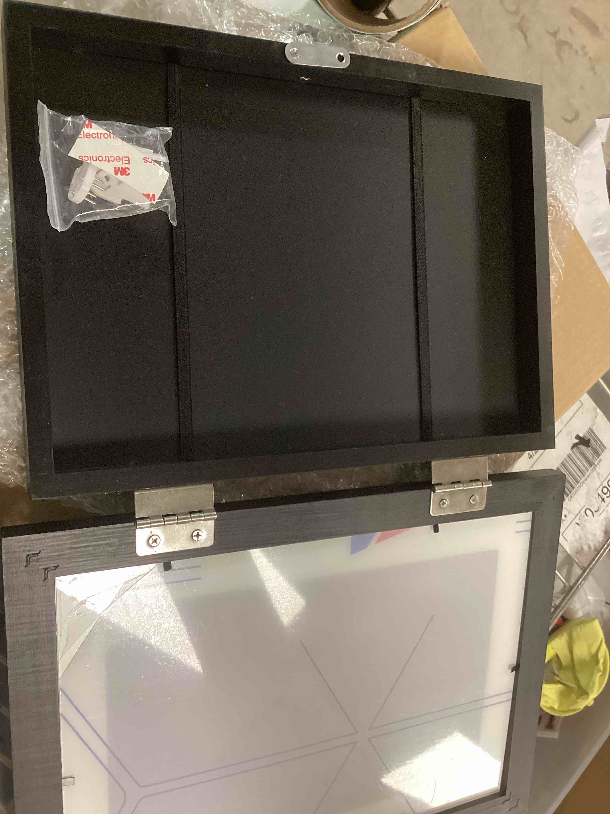 https://s3.amazonaws.com/lotting-images-prod/bidfta/TEA1848969_1755896706046.jpeg