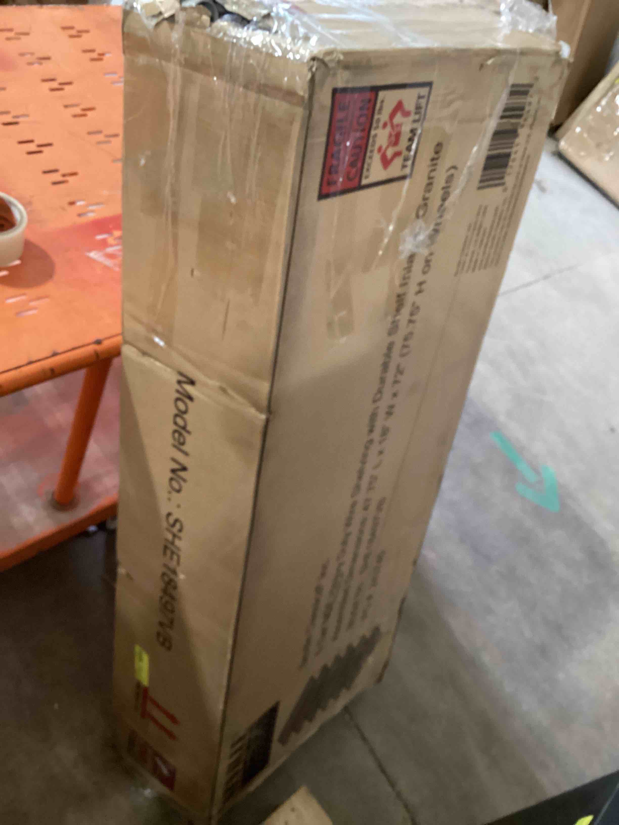 https://s3.amazonaws.com/lotting-images-prod/bidfta/TEA1849450_1741976571259.jpeg