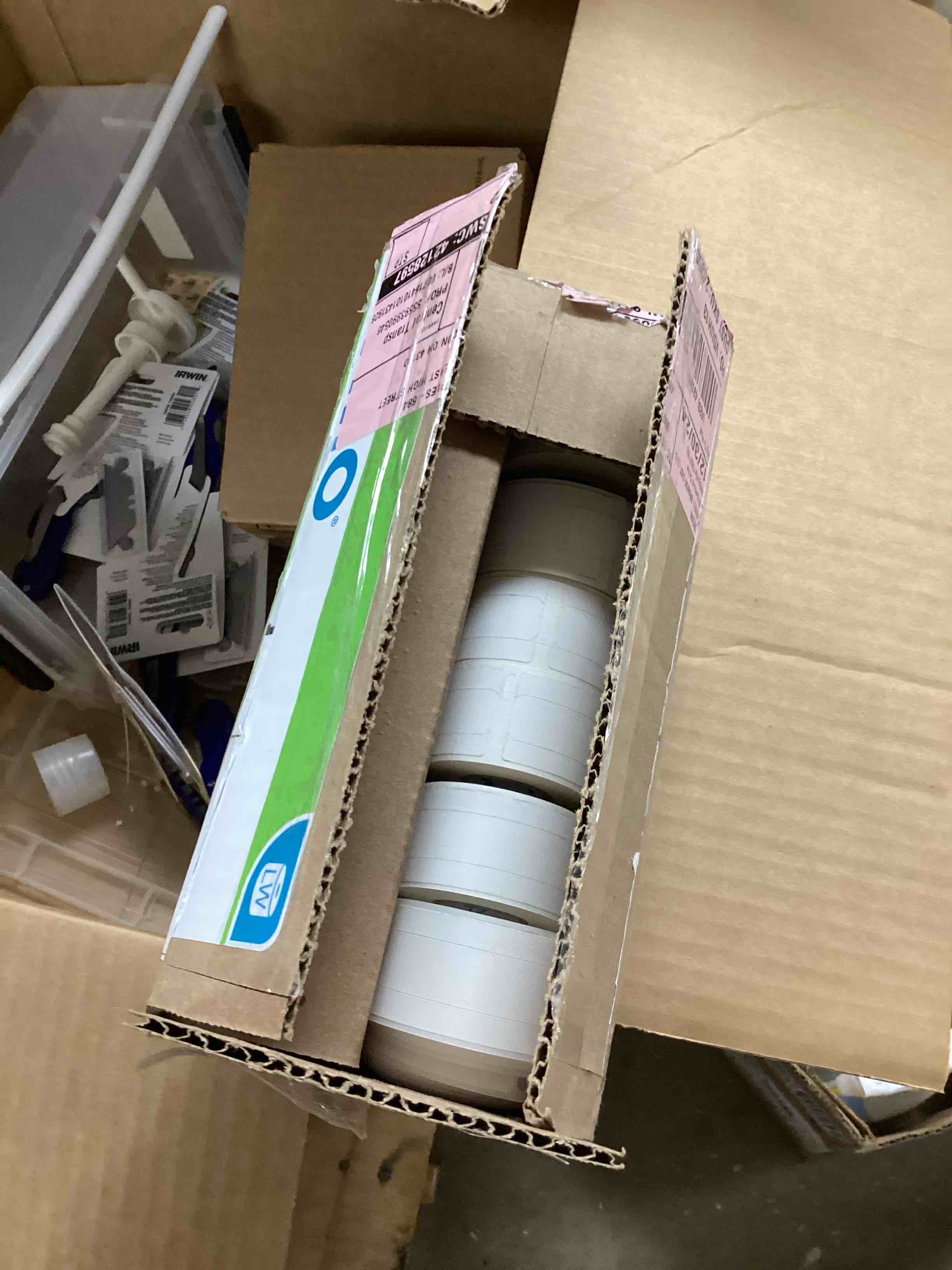 https://s3.amazonaws.com/lotting-images-prod/bidfta/TEA1851042_1746299394958.jpeg