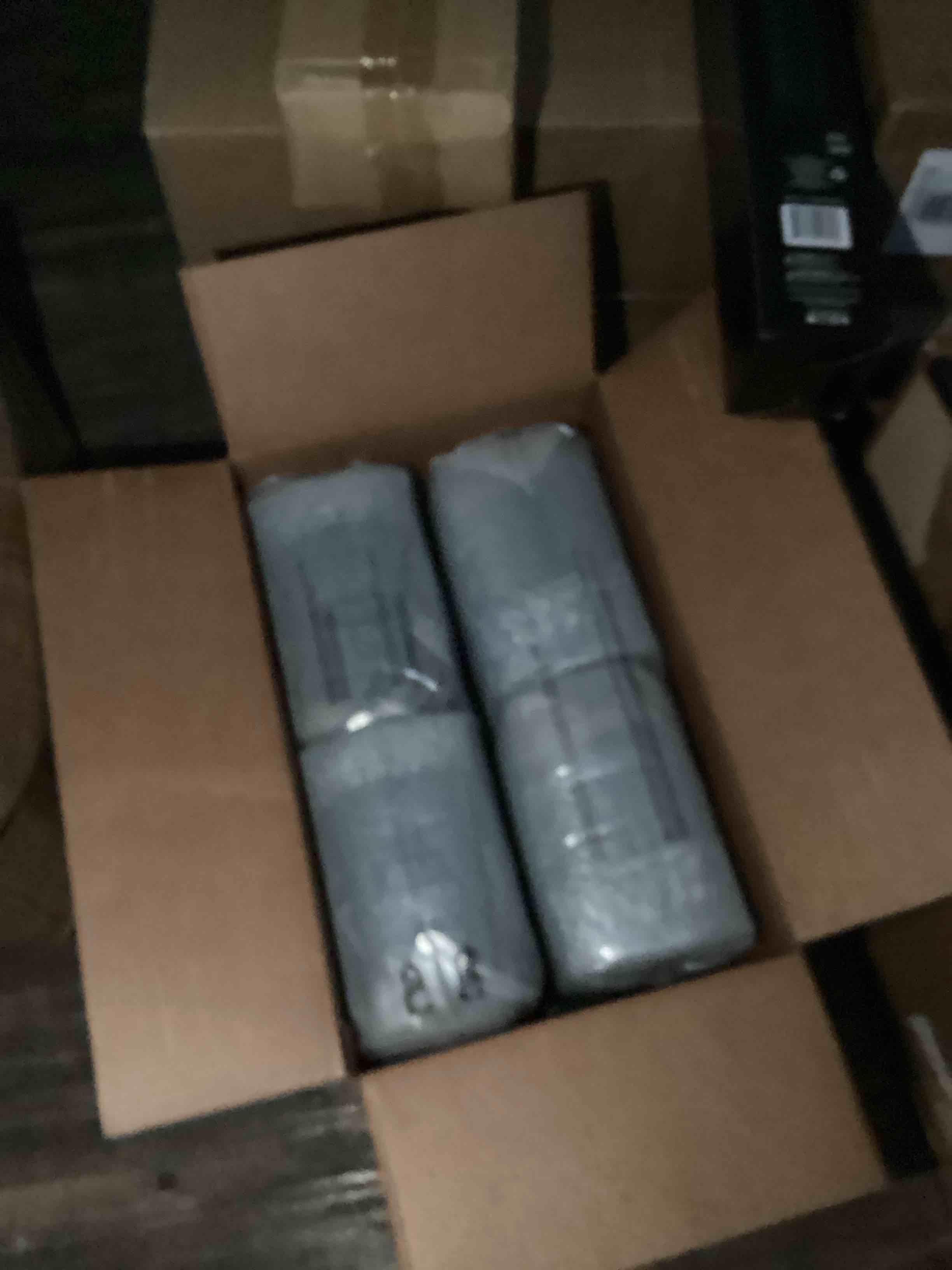 https://s3.amazonaws.com/lotting-images-prod/bidfta/TEA1852906_1740755738436.jpeg
