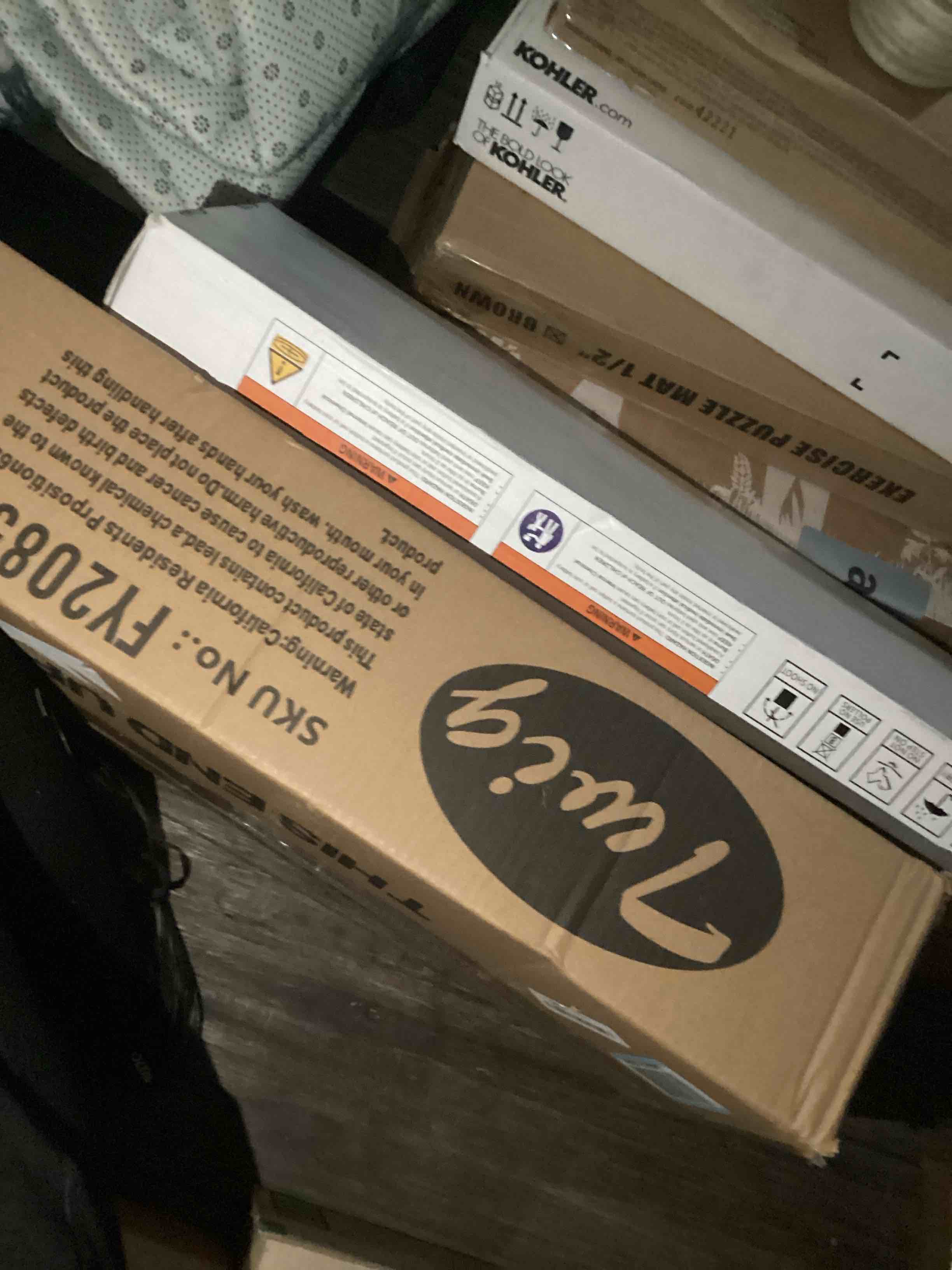 https://s3.amazonaws.com/lotting-images-prod/bidfta/TEA1852954_1740770321168.jpeg