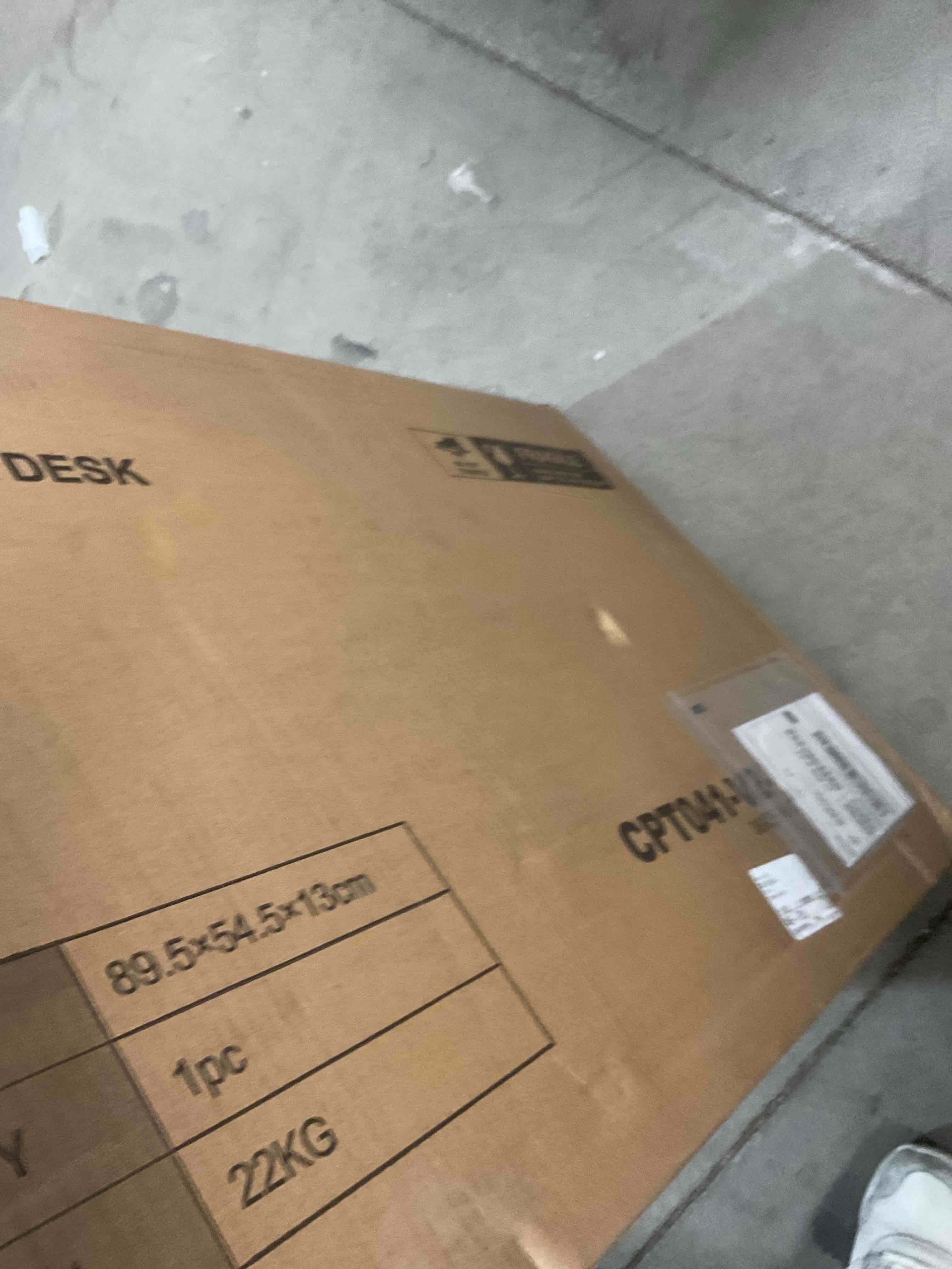 https://s3.amazonaws.com/lotting-images-prod/bidfta/TEA1854289_1744293186834.jpeg