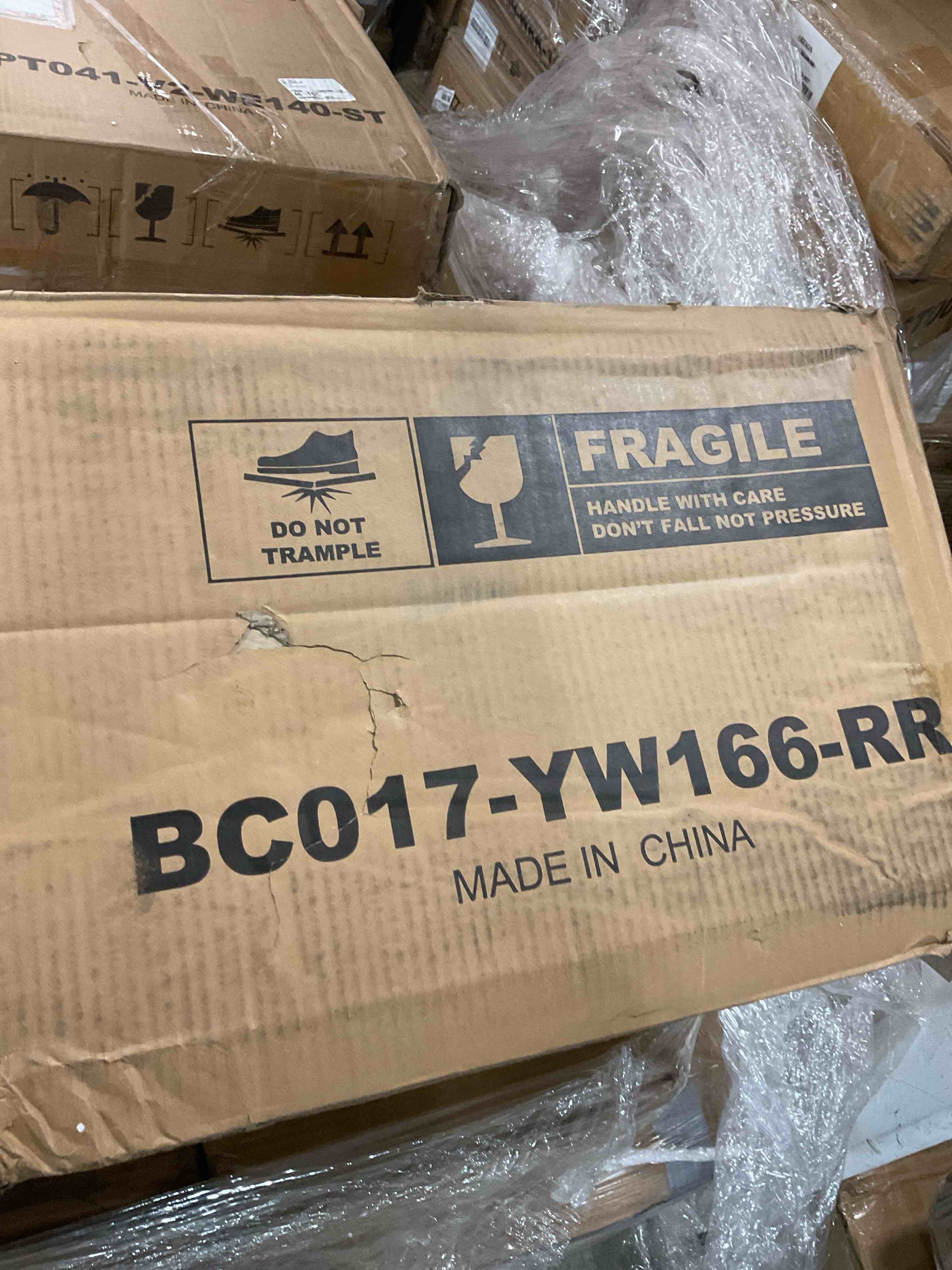 https://s3.amazonaws.com/lotting-images-prod/bidfta/TEA1854293_1744294383967.jpeg