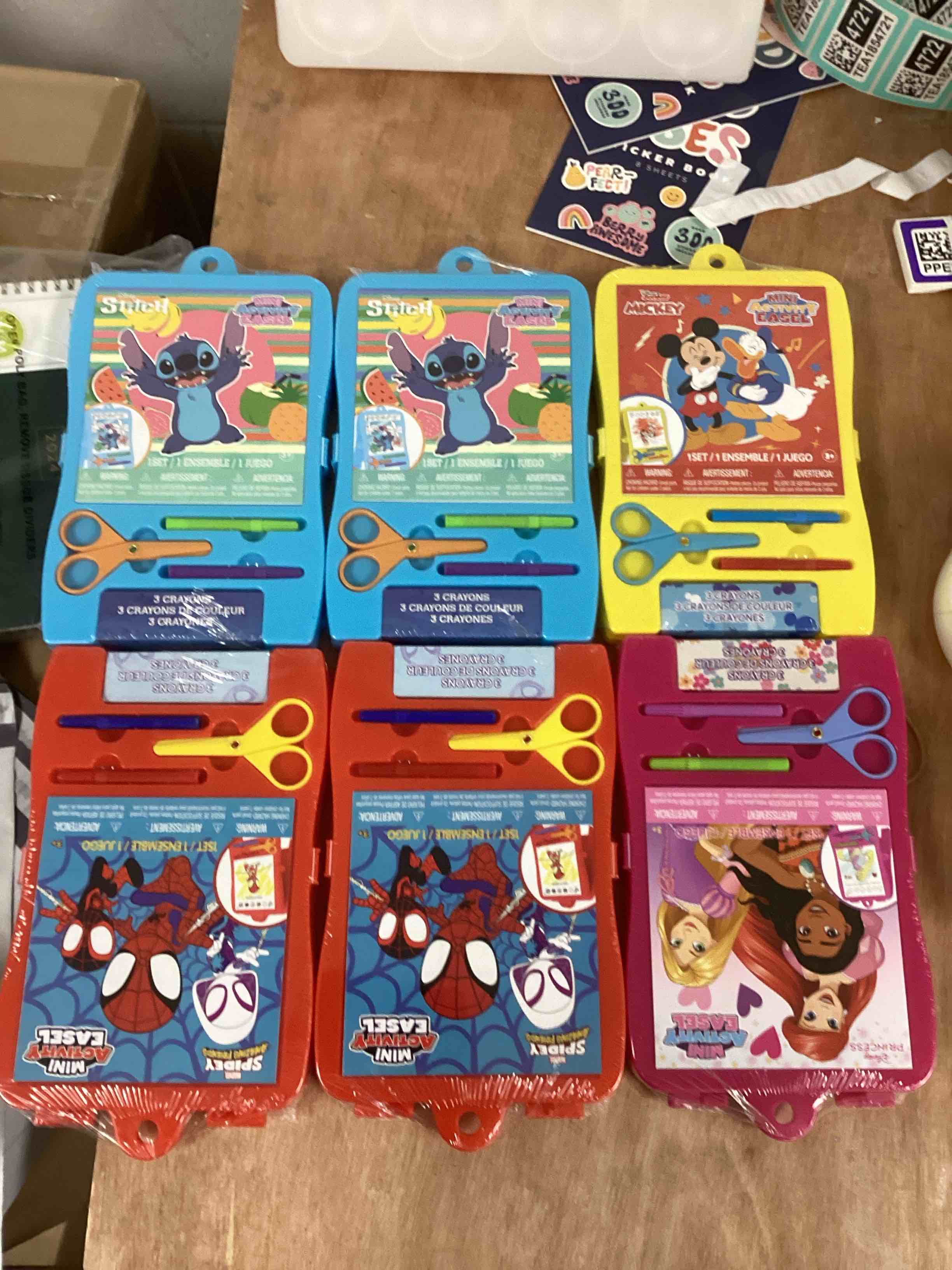 mini activity easel assorted