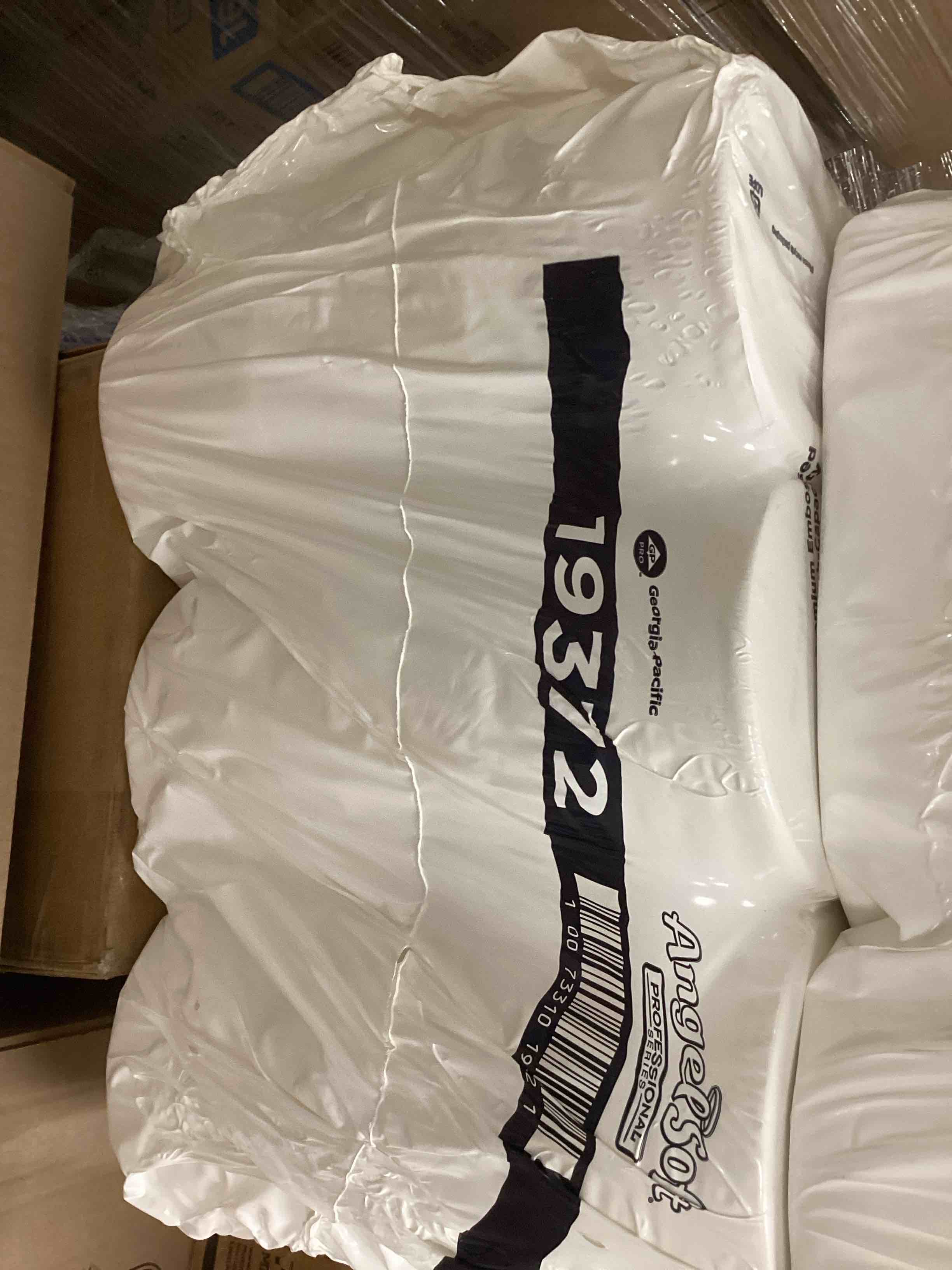 https://s3.amazonaws.com/lotting-images-prod/bidfta/TEA1854820_1745071920986.jpeg
