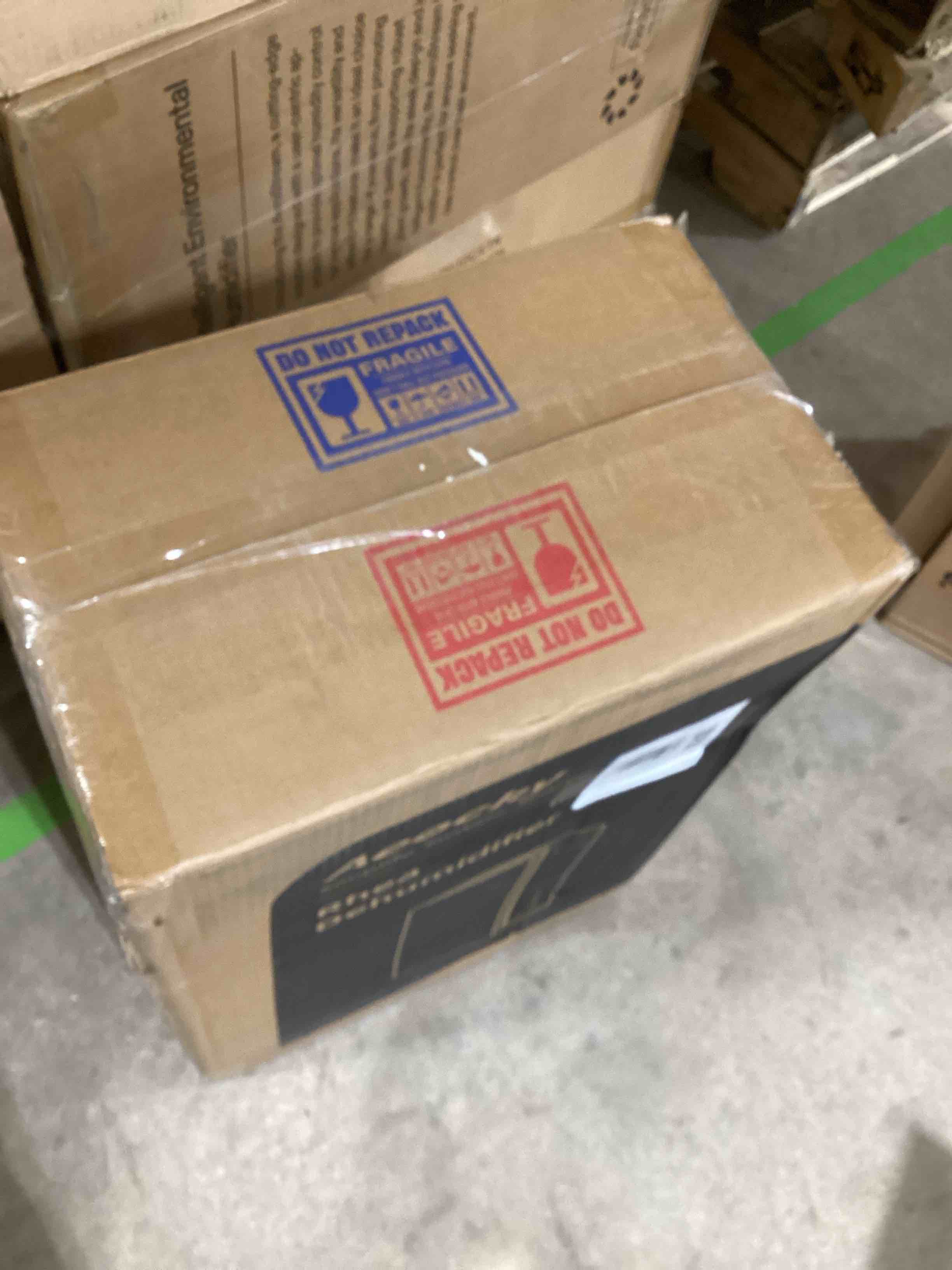 https://s3.amazonaws.com/lotting-images-prod/bidfta/TEA1855171_1735671762347.jpeg