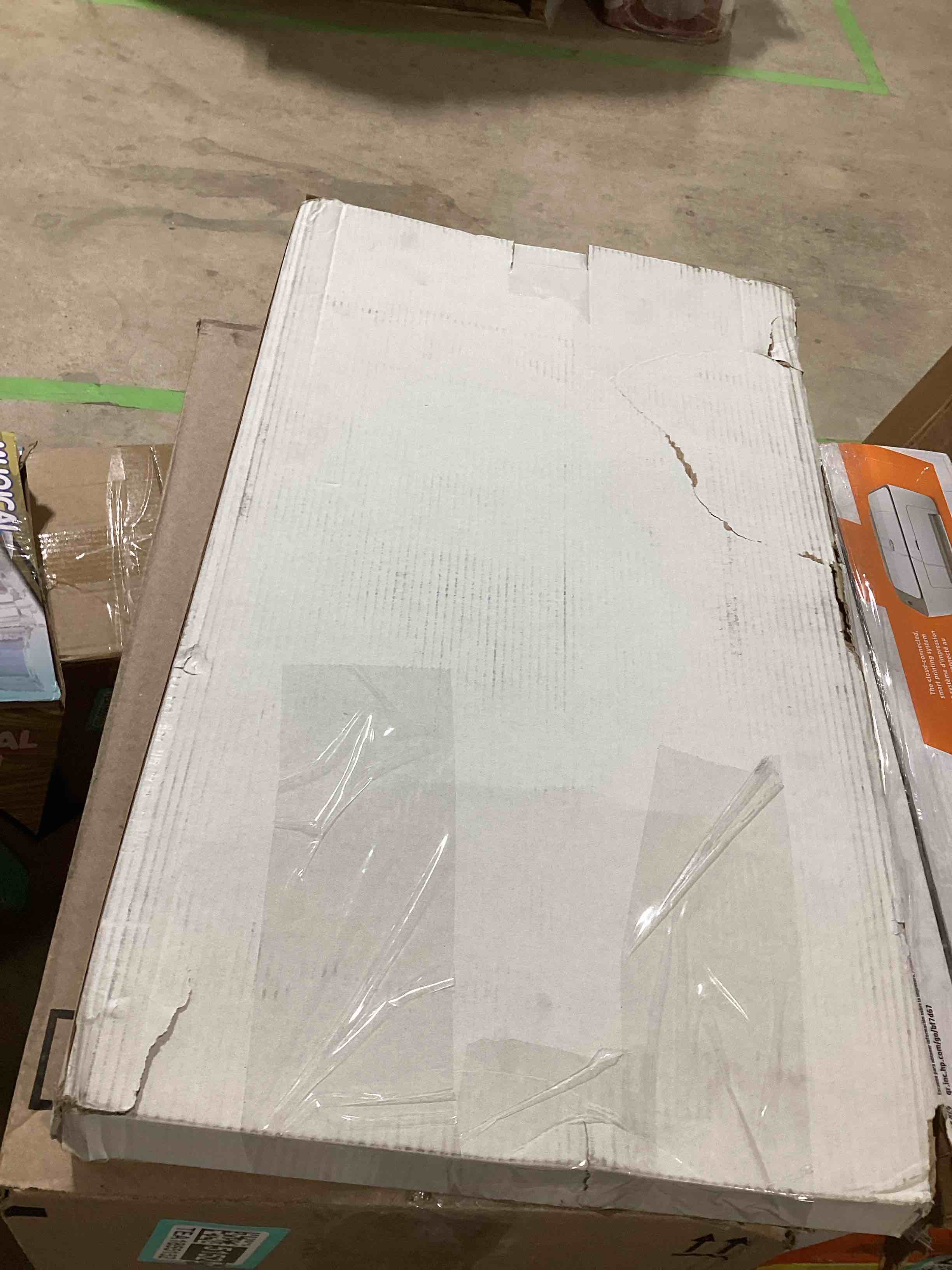 https://s3.amazonaws.com/lotting-images-prod/bidfta/TEA1855182_1735669127940.jpeg