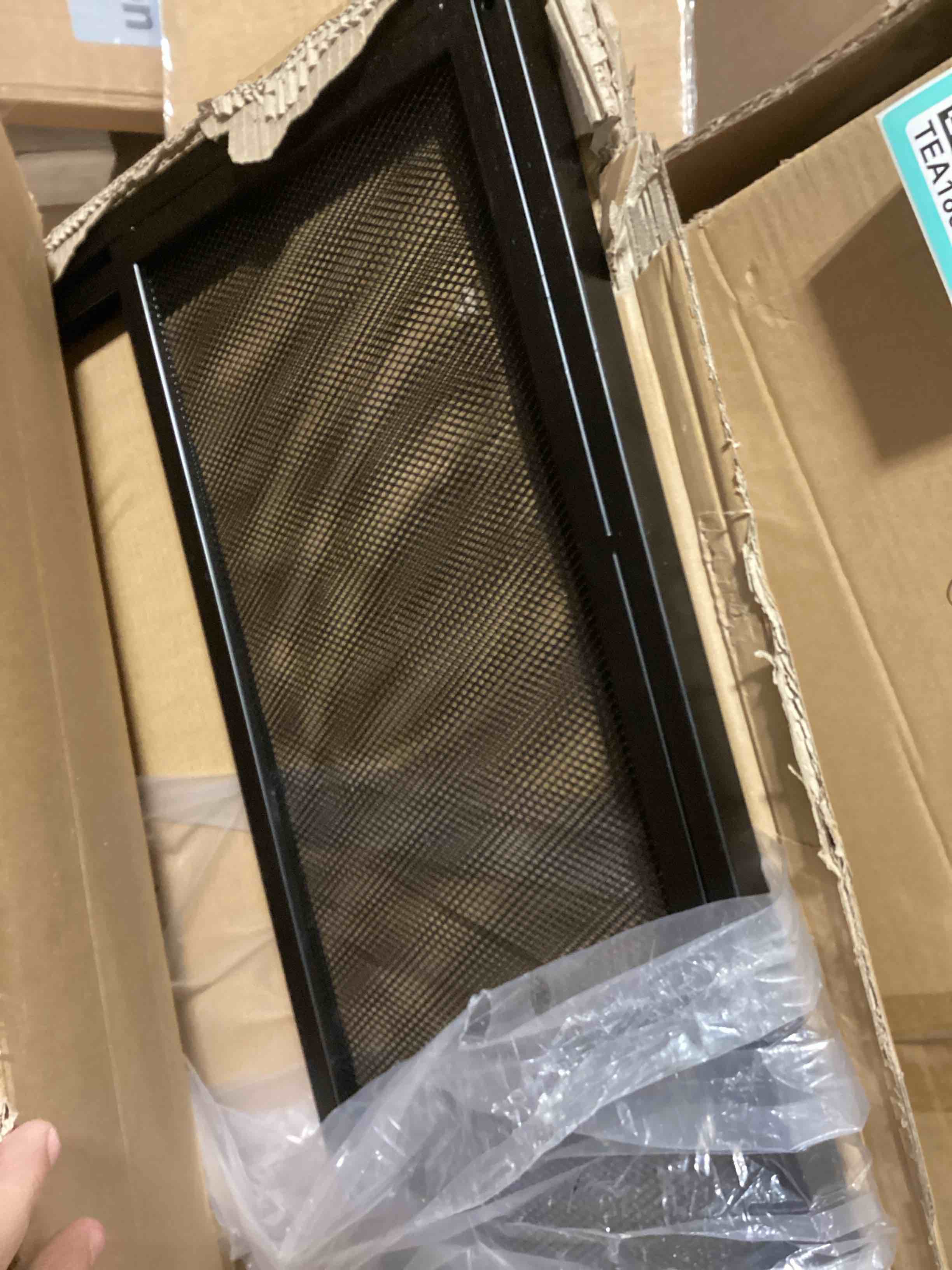 https://s3.amazonaws.com/lotting-images-prod/bidfta/TEA1856006_1738684943968.jpeg