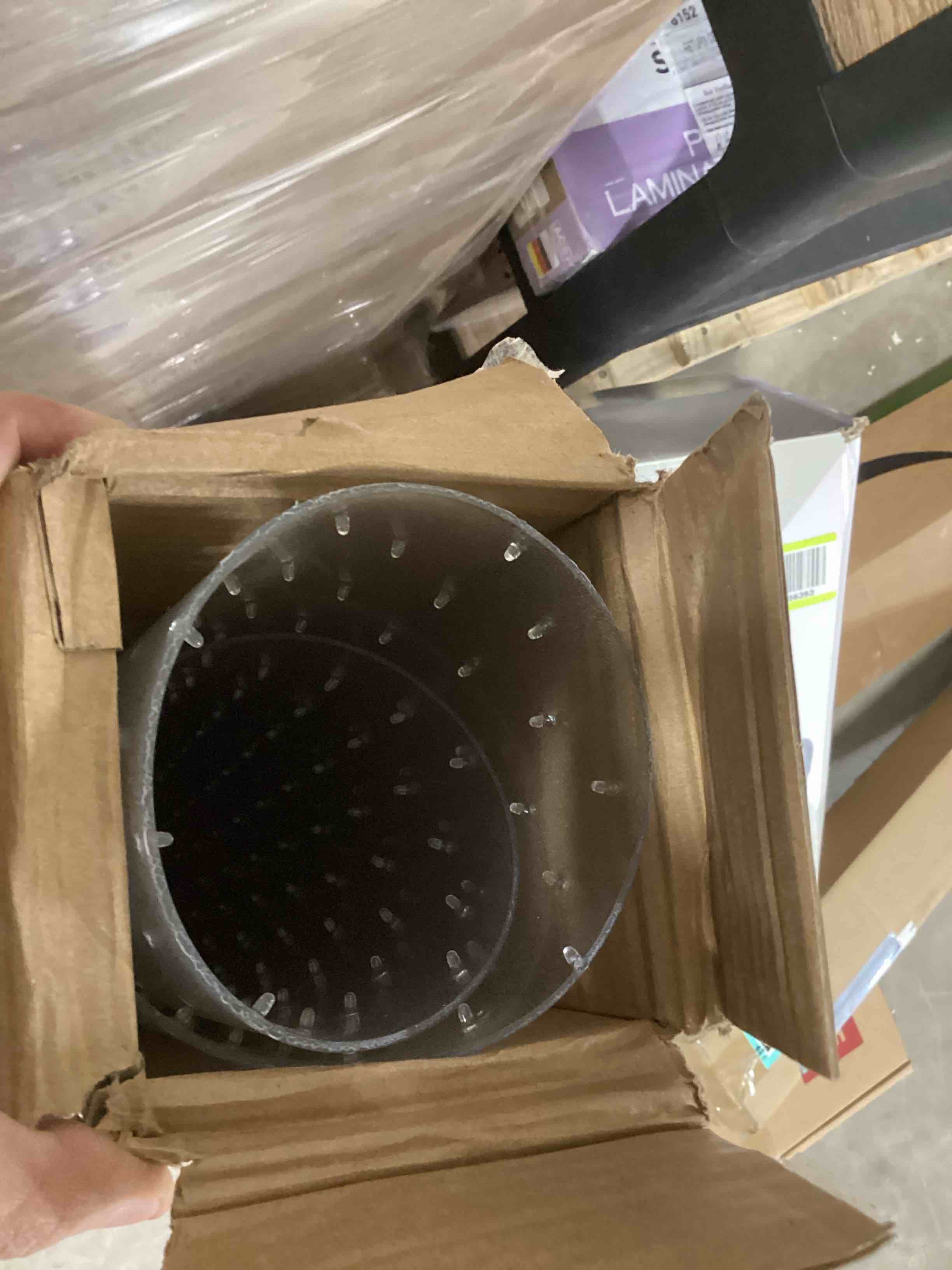 https://s3.amazonaws.com/lotting-images-prod/bidfta/TEA1856017_1738688322778.jpeg