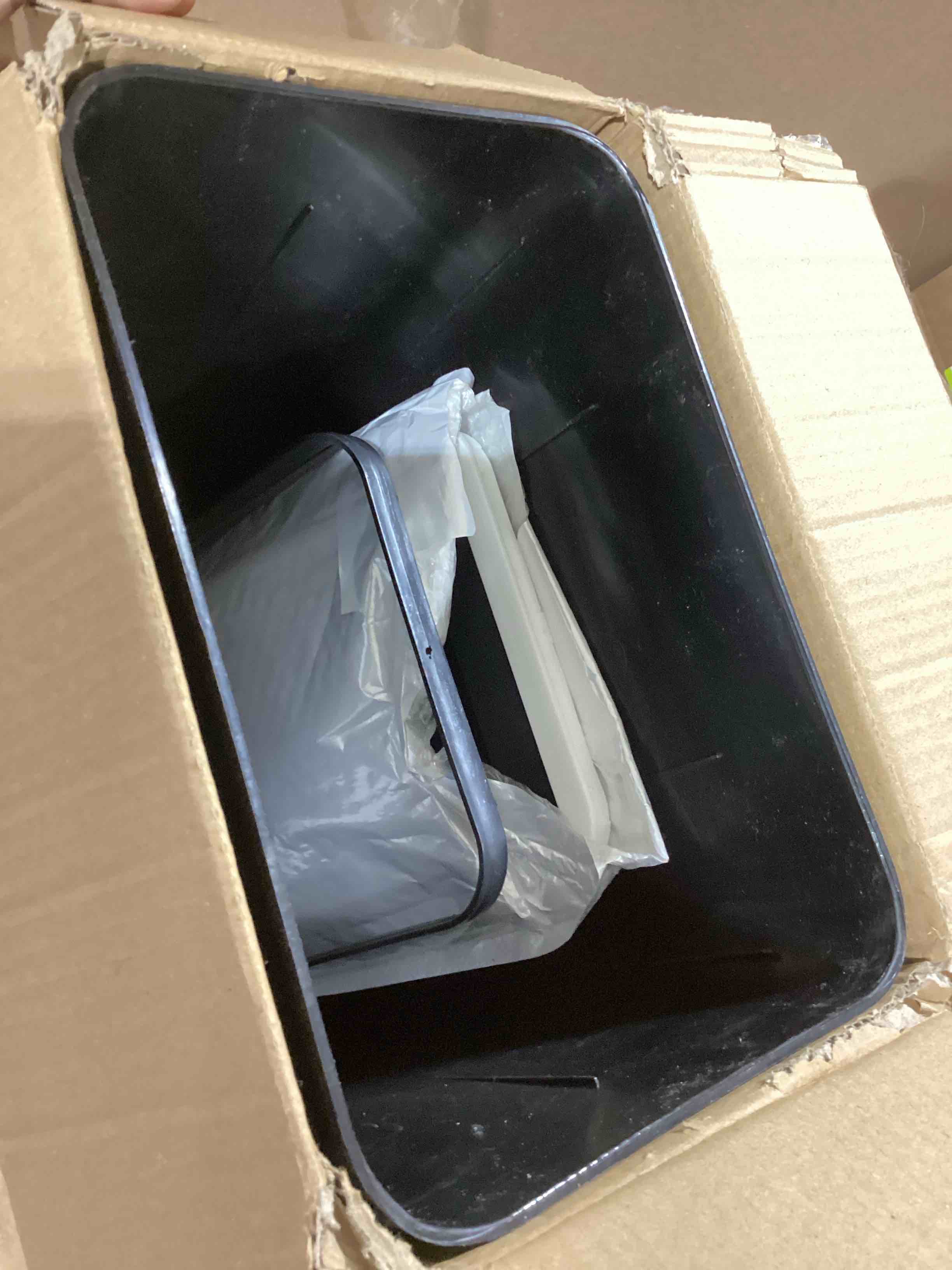 https://s3.amazonaws.com/lotting-images-prod/bidfta/TEA1856285_1739374546800.jpeg