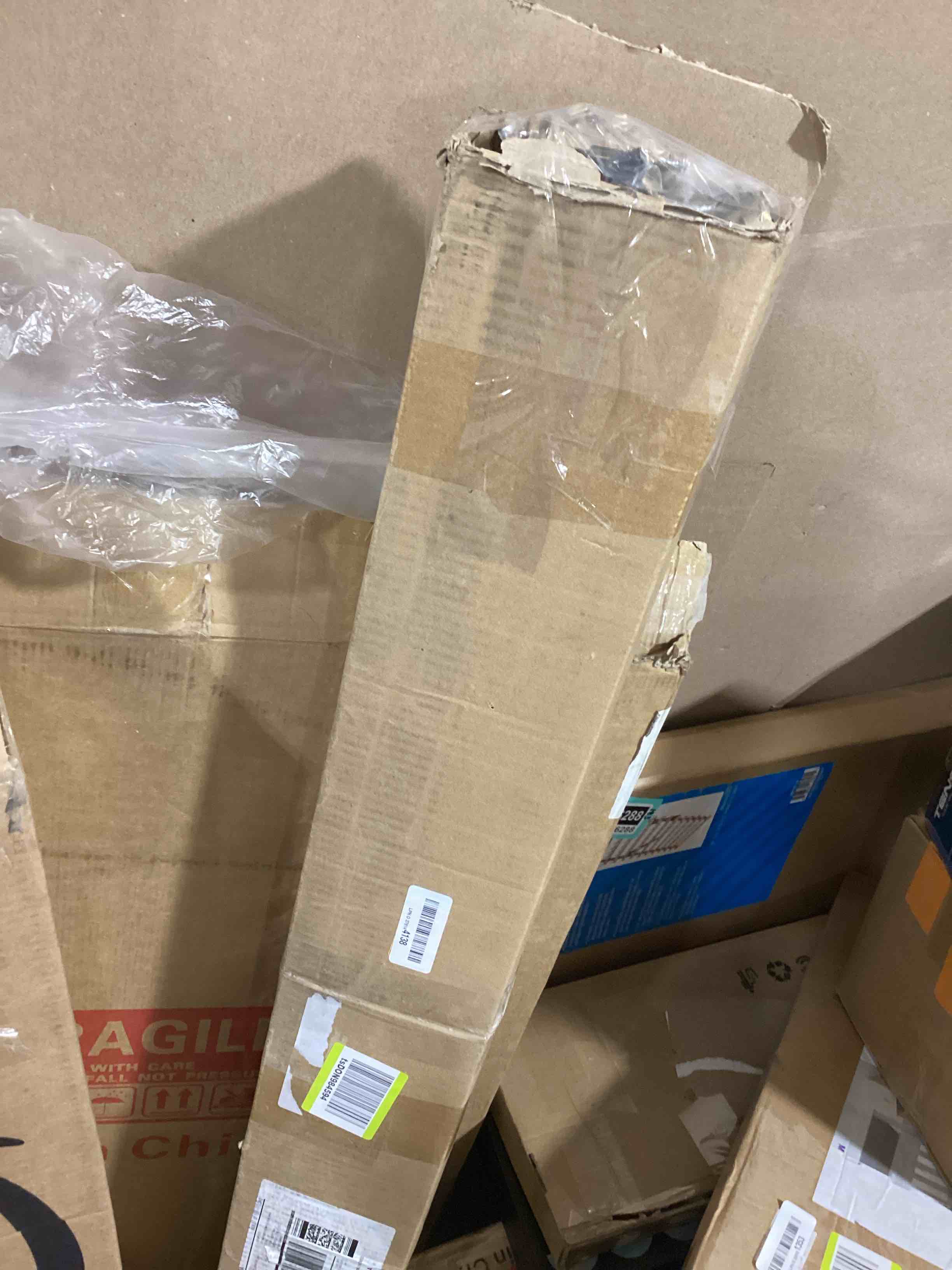 https://s3.amazonaws.com/lotting-images-prod/bidfta/TEA1856335_1739376433392.jpeg