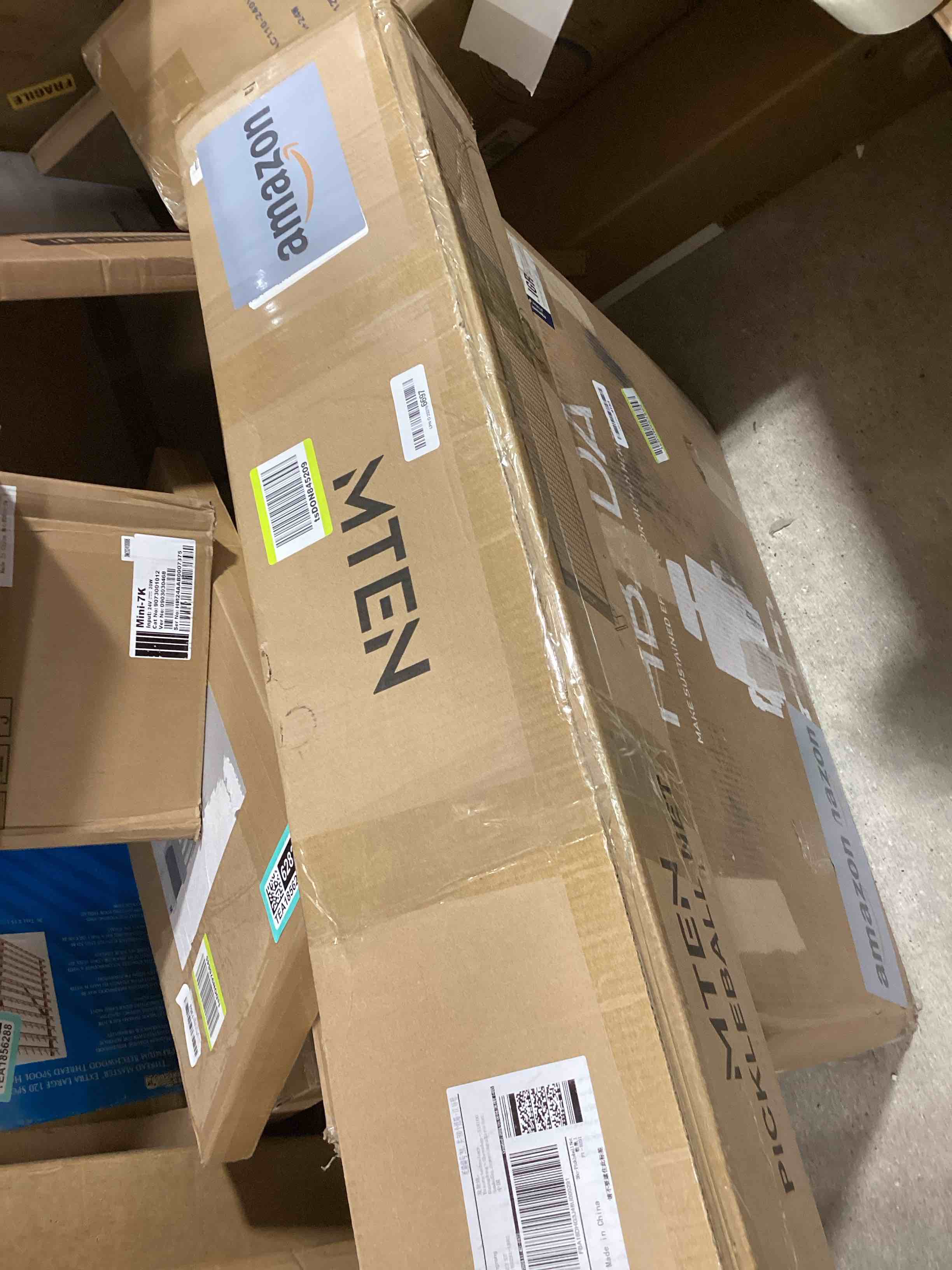 https://s3.amazonaws.com/lotting-images-prod/bidfta/TEA1856337_1739376627145.jpeg