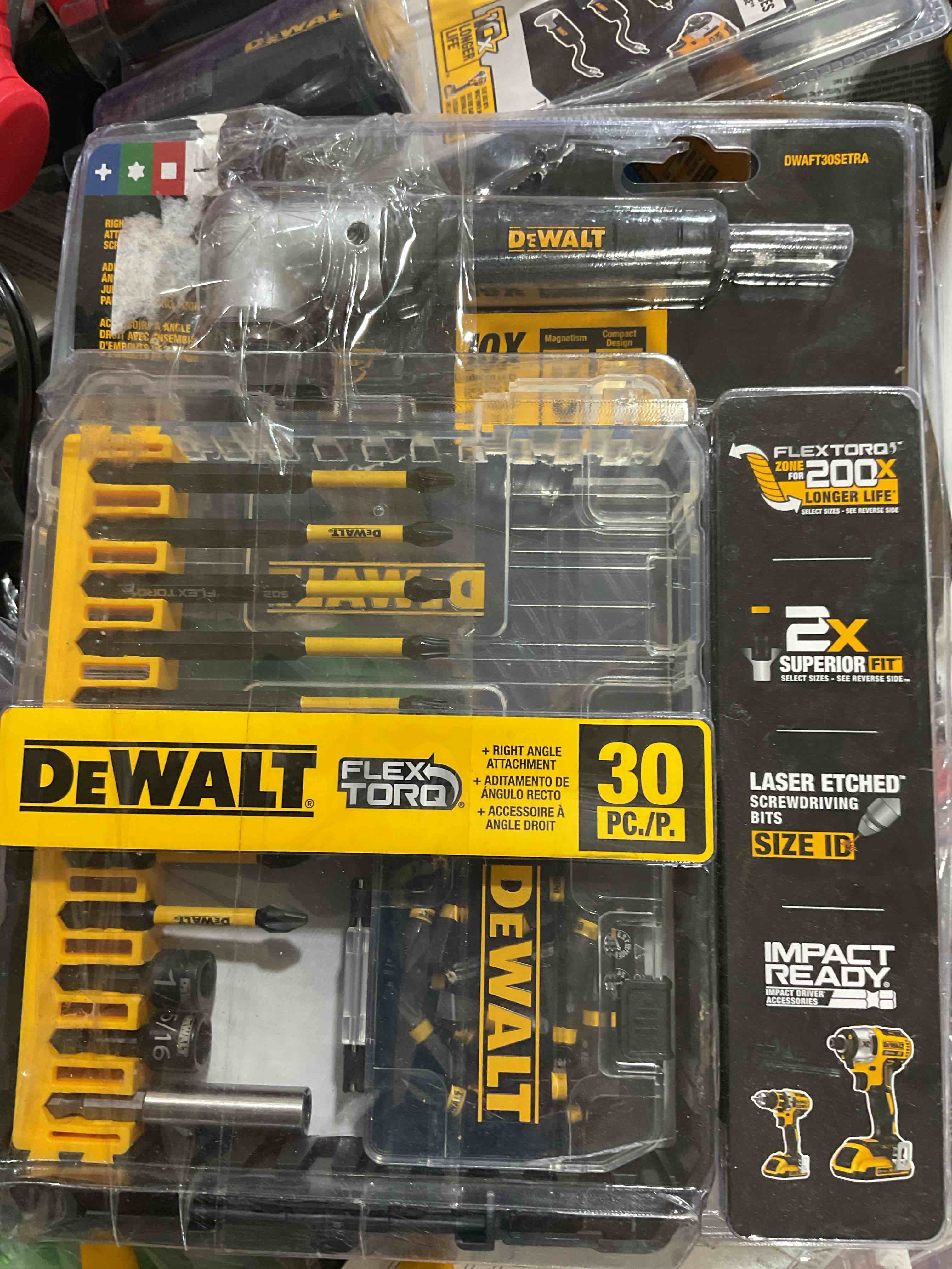 https://s3.amazonaws.com/lotting-images-prod/bidfta/TEA1857302_1744985176531.jpeg