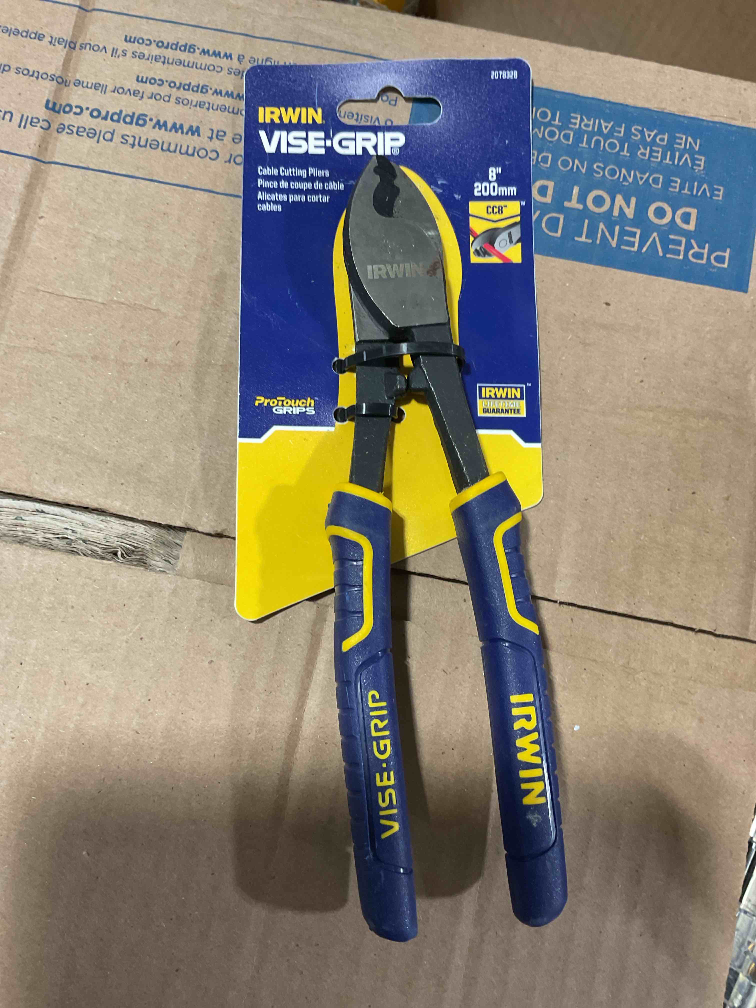 https://s3.amazonaws.com/lotting-images-prod/bidfta/TEA1857438_1745245404598.jpeg