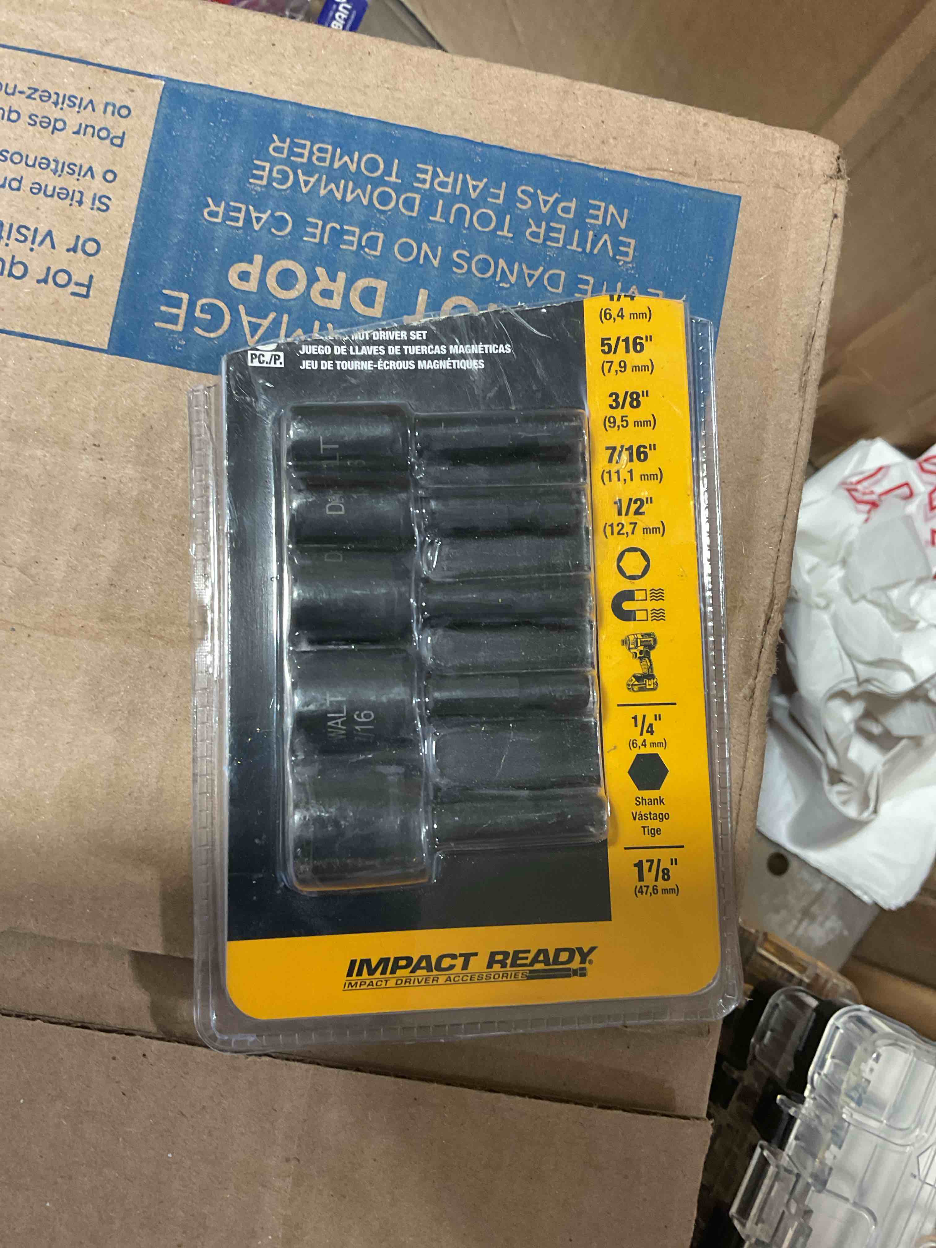 https://s3.amazonaws.com/lotting-images-prod/bidfta/TEA1857441_1745245530538.jpeg