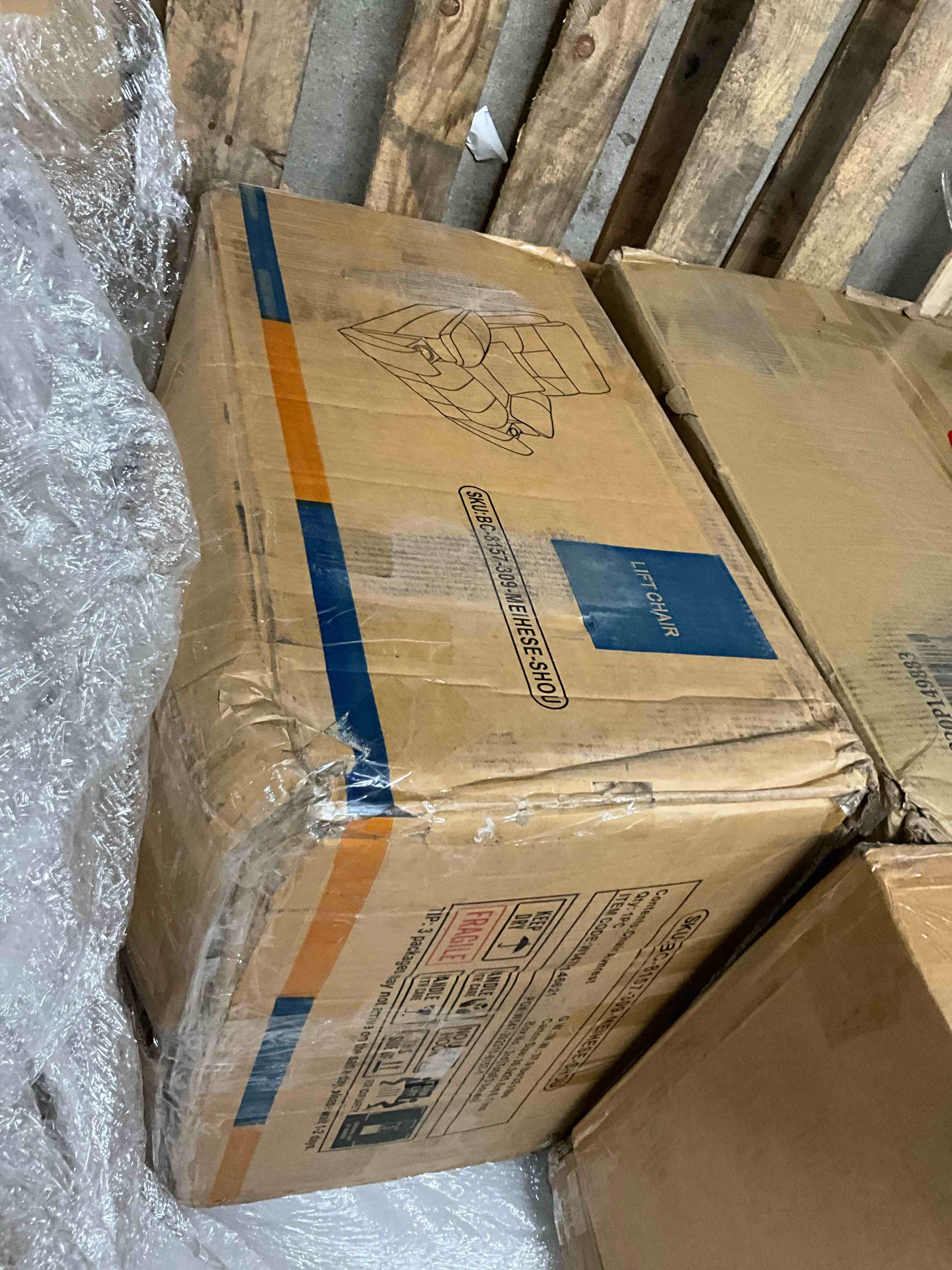 https://s3.amazonaws.com/lotting-images-prod/bidfta/TEA1858178_1732646043472.jpeg
