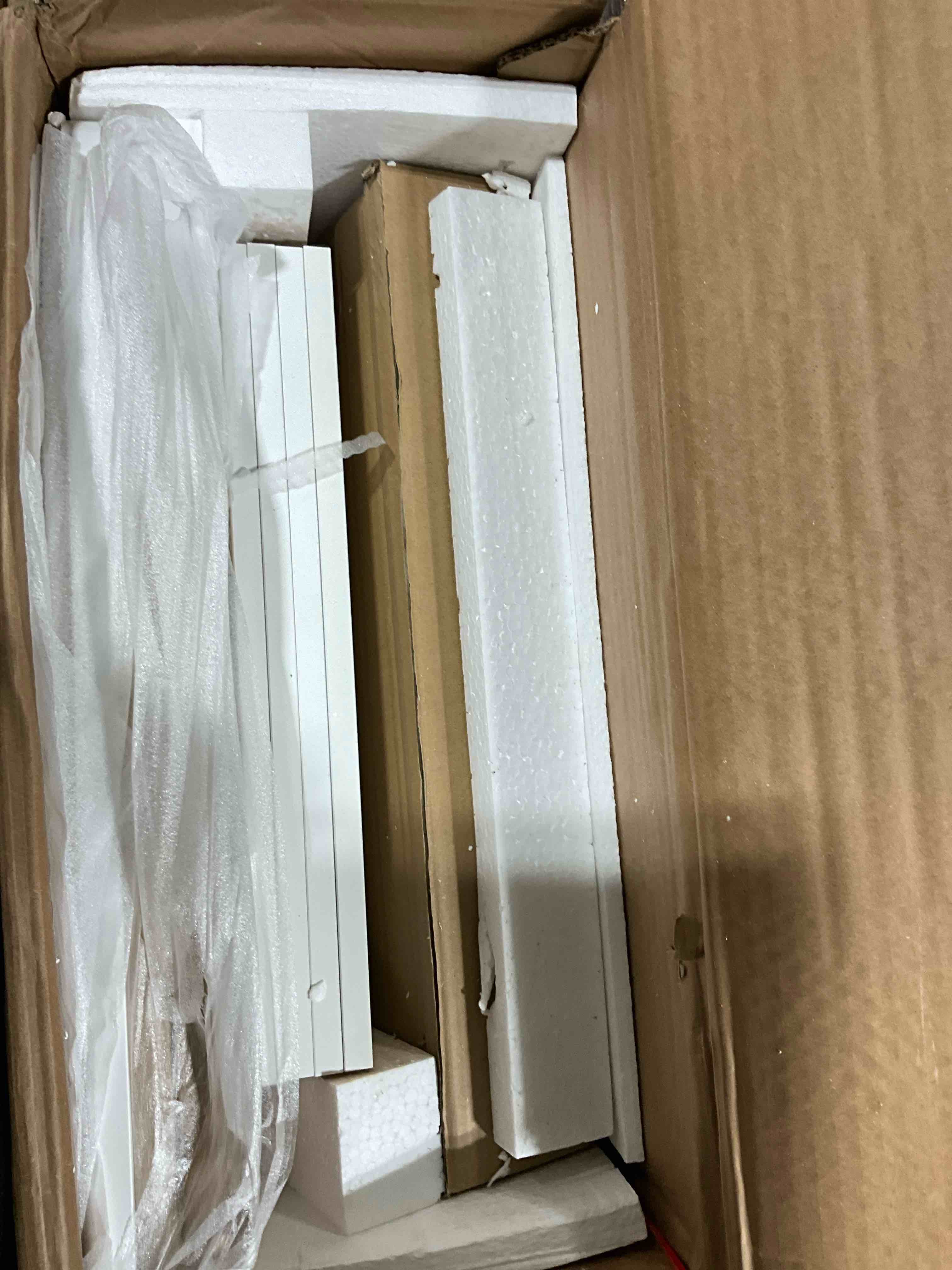 https://s3.amazonaws.com/lotting-images-prod/bidfta/TEA1858297_1733155564195.jpeg