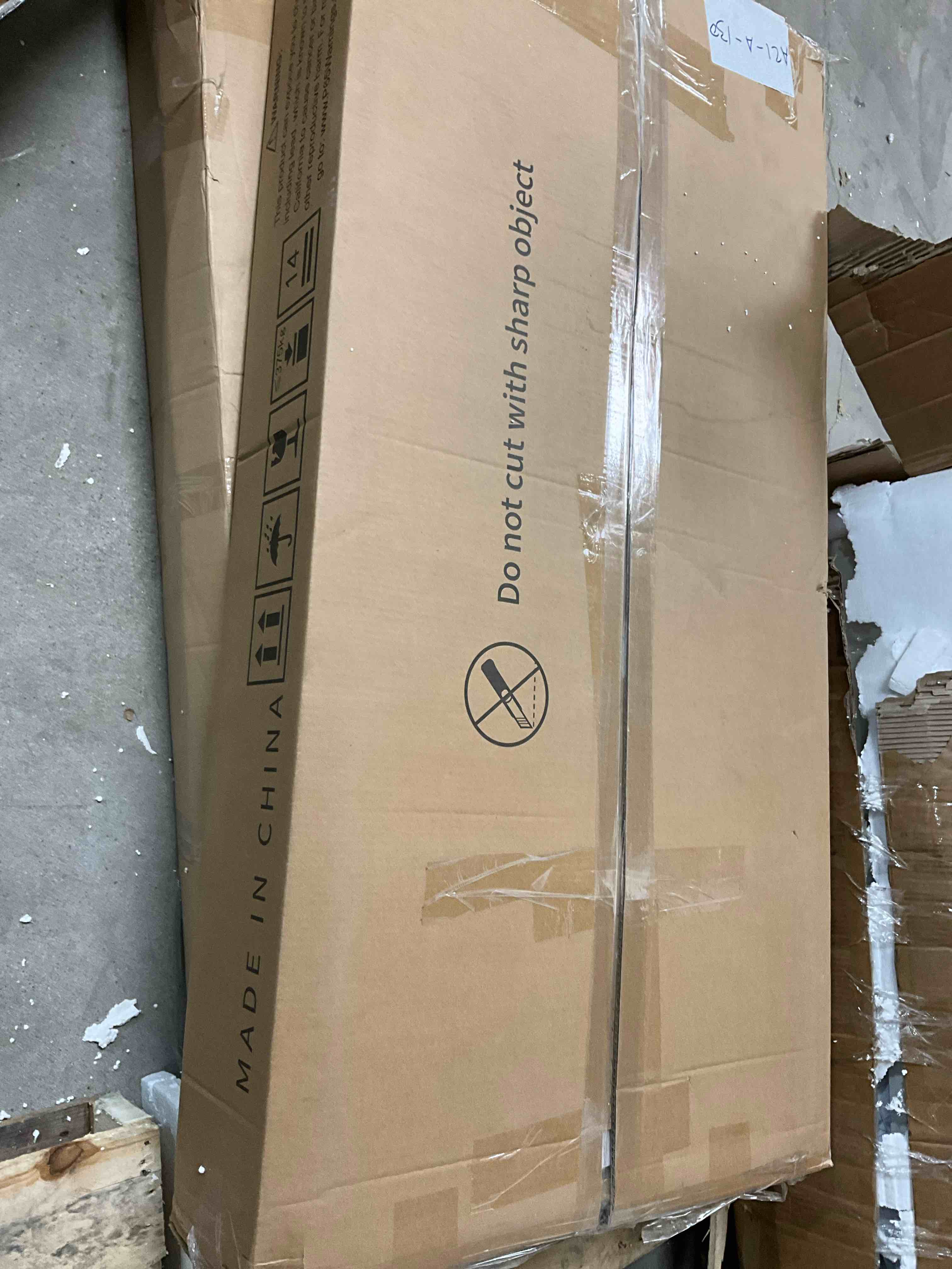 https://s3.amazonaws.com/lotting-images-prod/bidfta/TEA1859541_1735579626015.jpeg