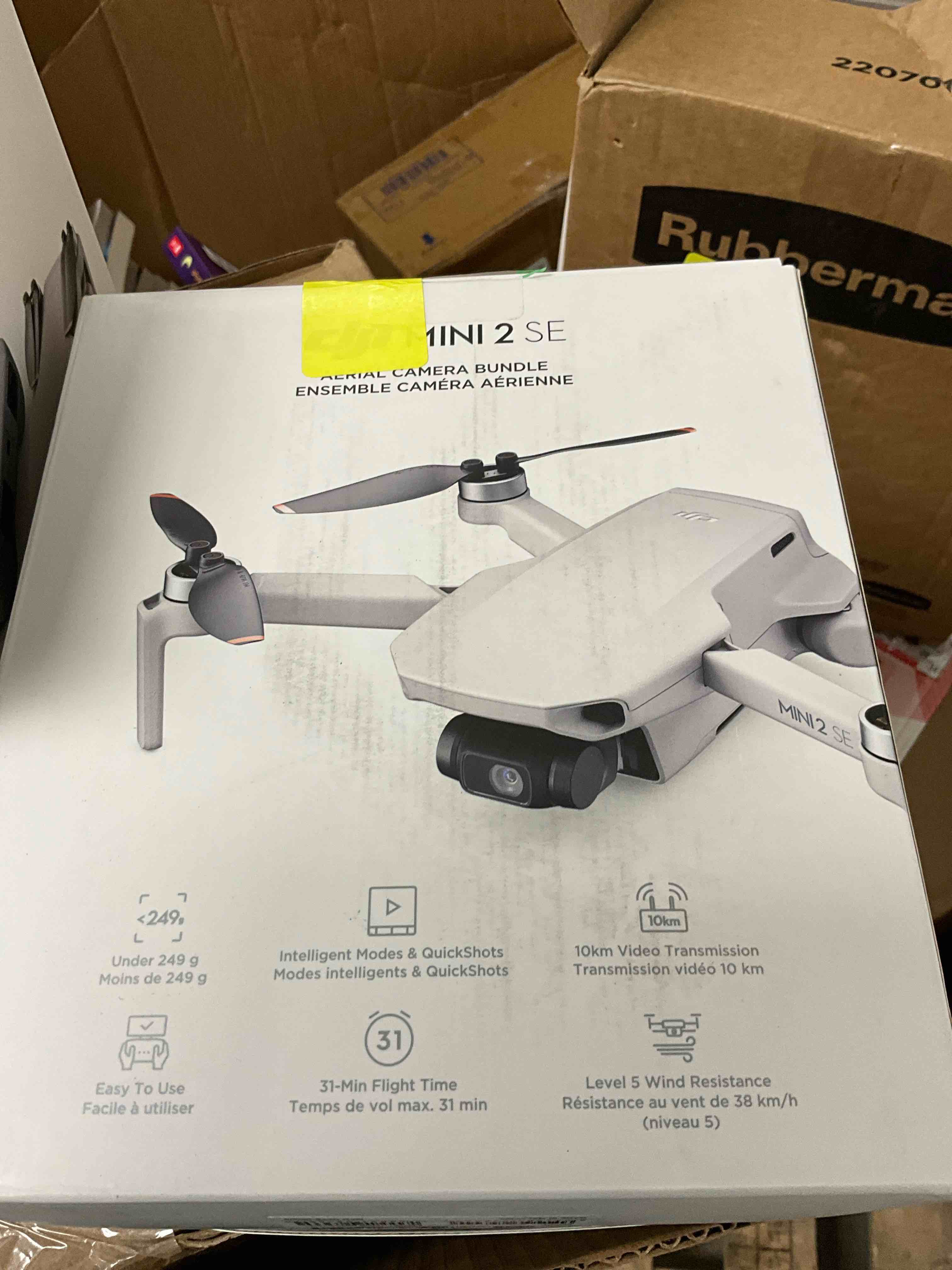 DJI Mini 2 SE Camera Drone with Remote Controller Bundle