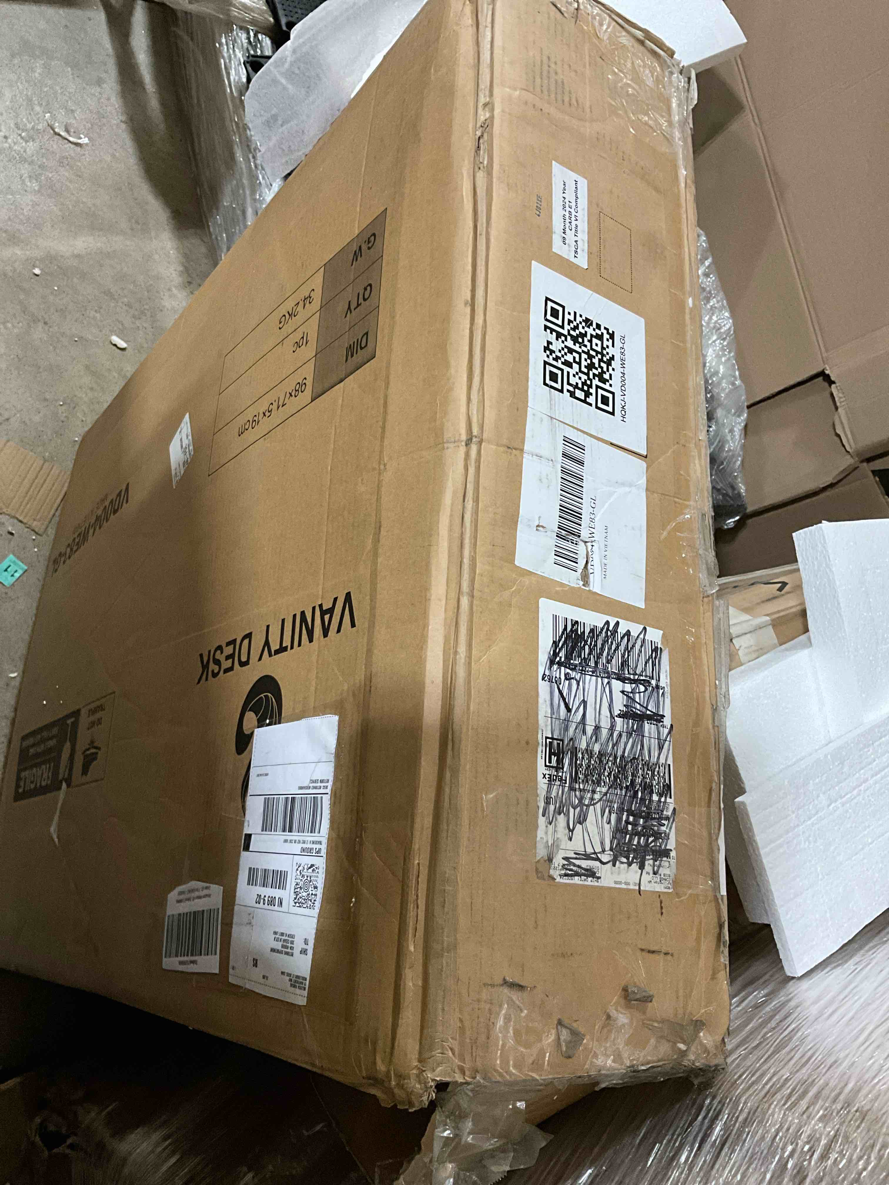 https://s3.amazonaws.com/lotting-images-prod/bidfta/TEA1862554_1740080582336.jpeg
