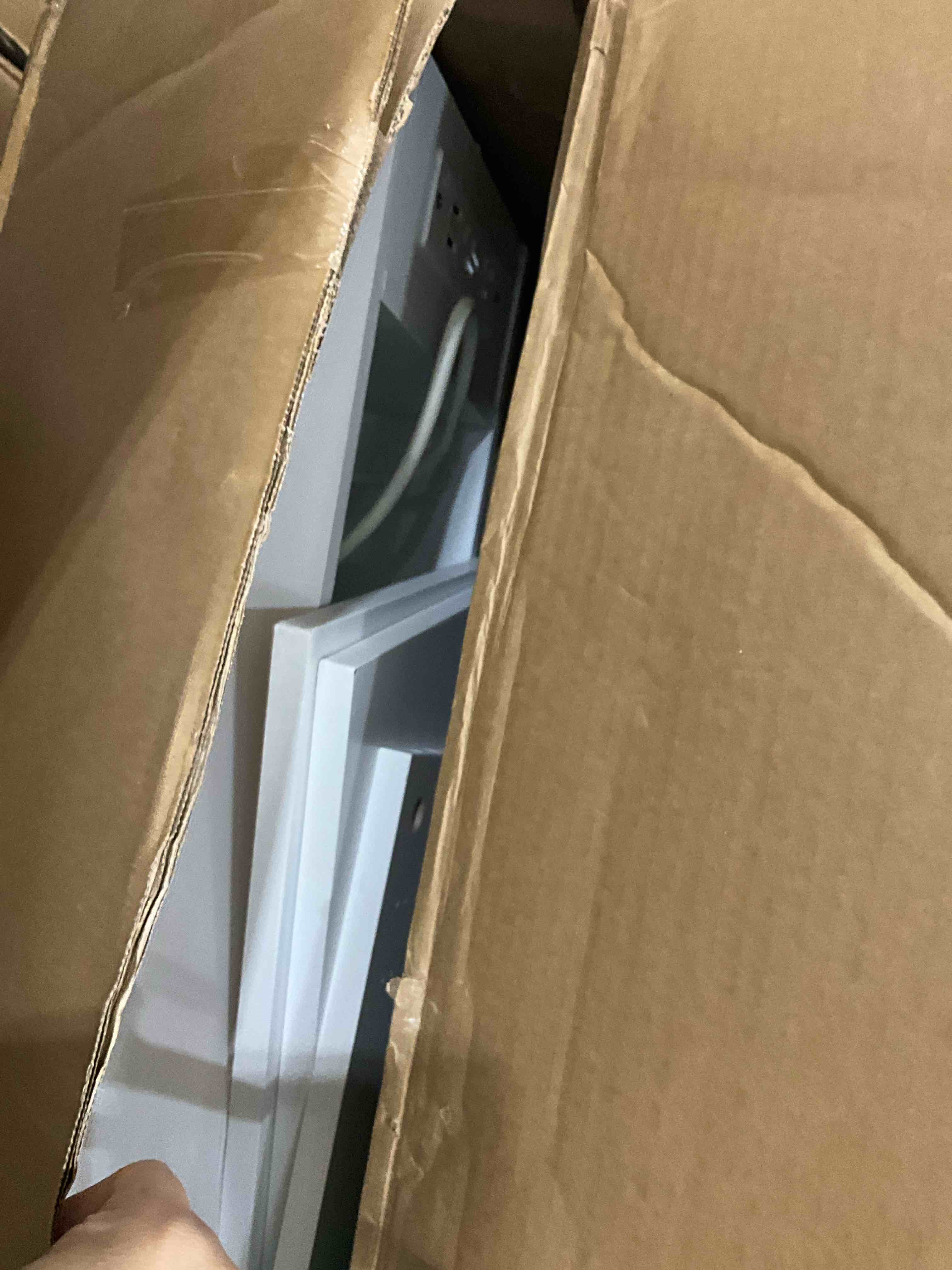 https://s3.amazonaws.com/lotting-images-prod/bidfta/TEA1862555_1740079098097.jpeg