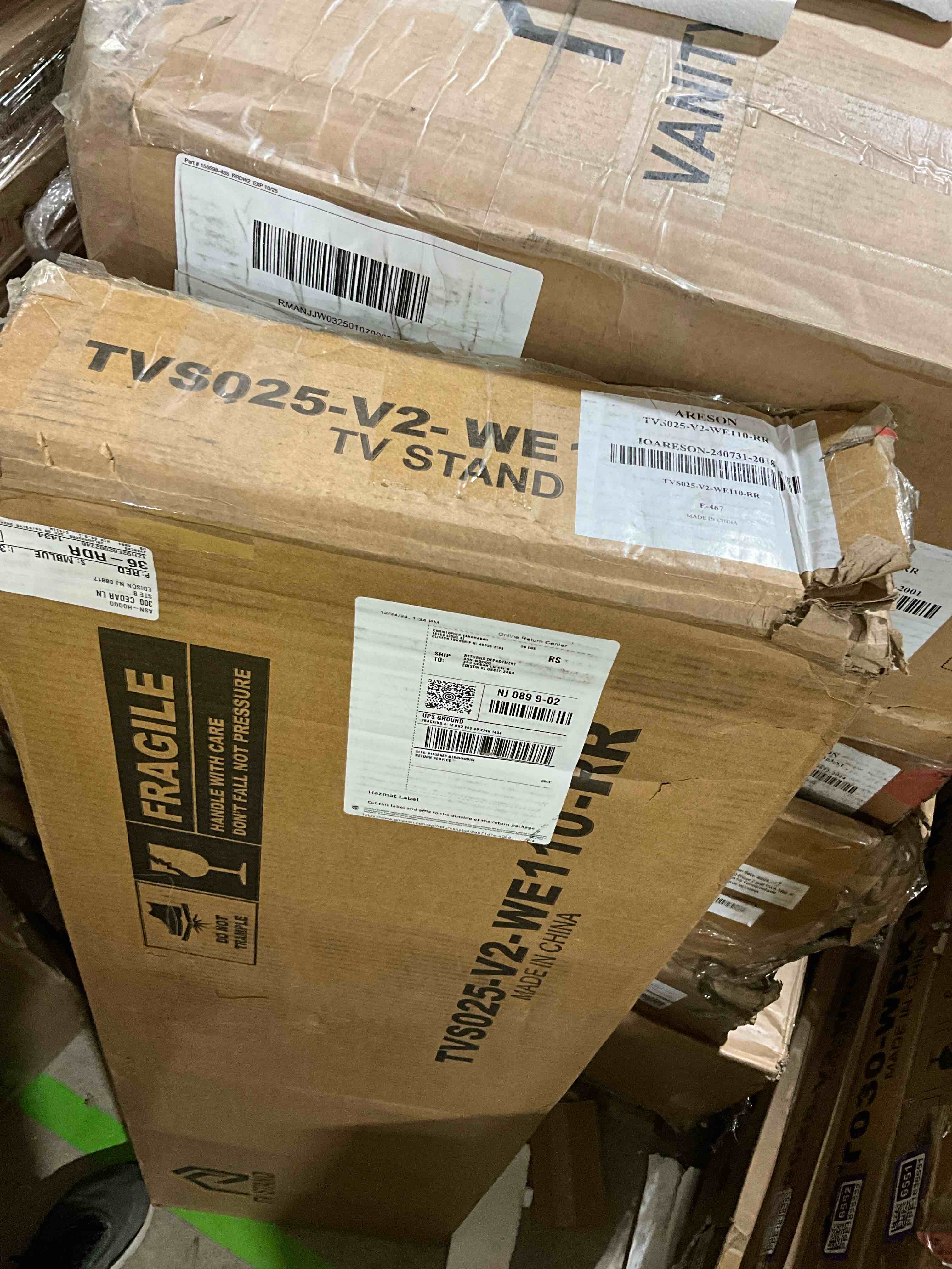 https://s3.amazonaws.com/lotting-images-prod/bidfta/TEA1862564_1740073257059.jpeg