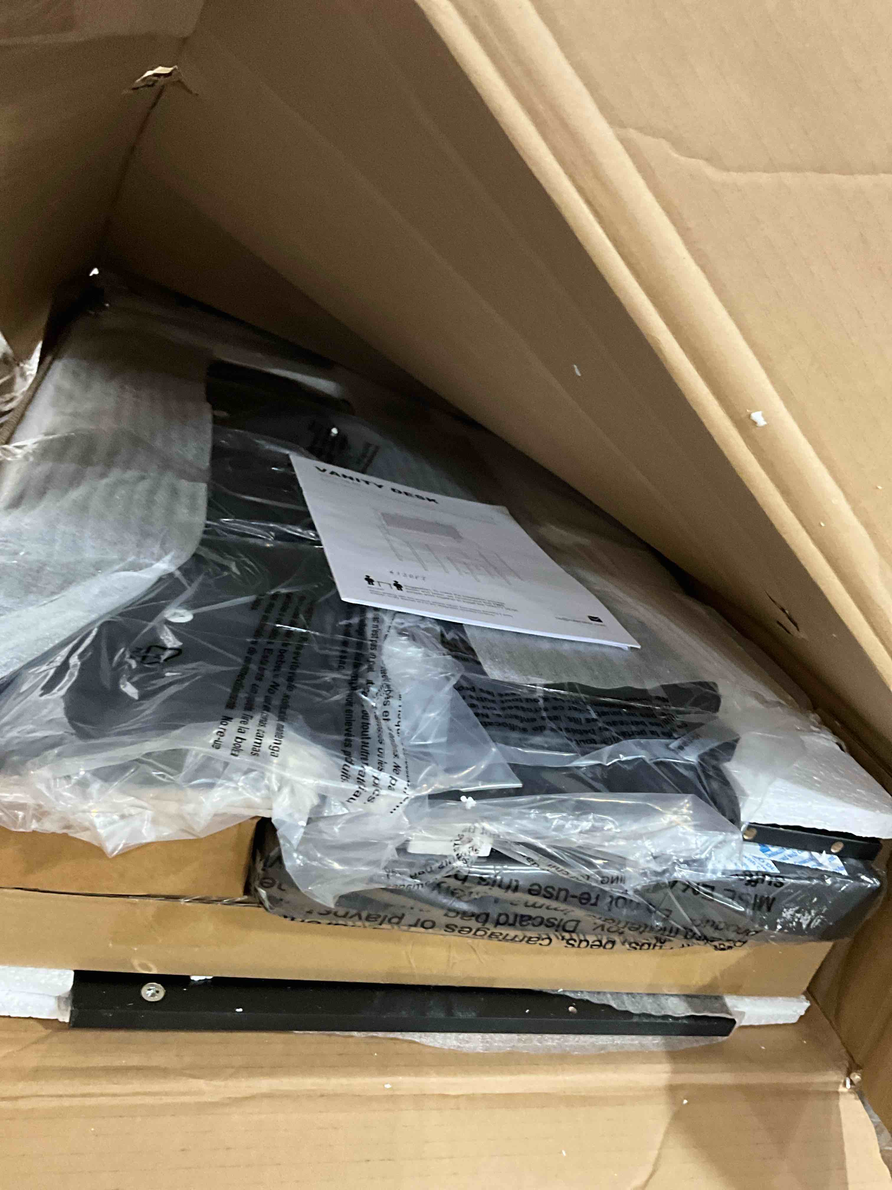 https://s3.amazonaws.com/lotting-images-prod/bidfta/TEA1862570_1740071567945.jpeg