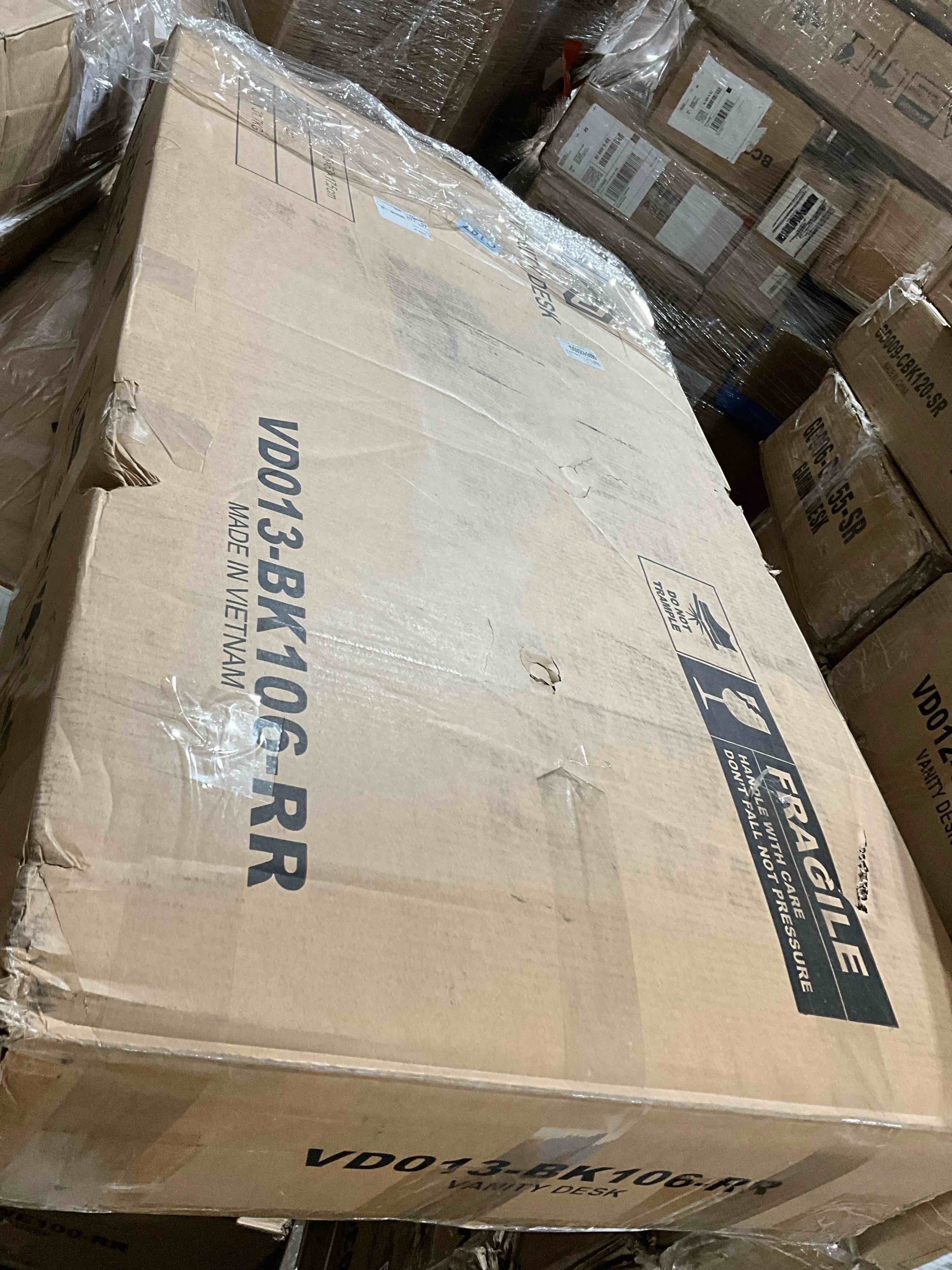 https://s3.amazonaws.com/lotting-images-prod/bidfta/TEA1862570_1740071631837.jpeg