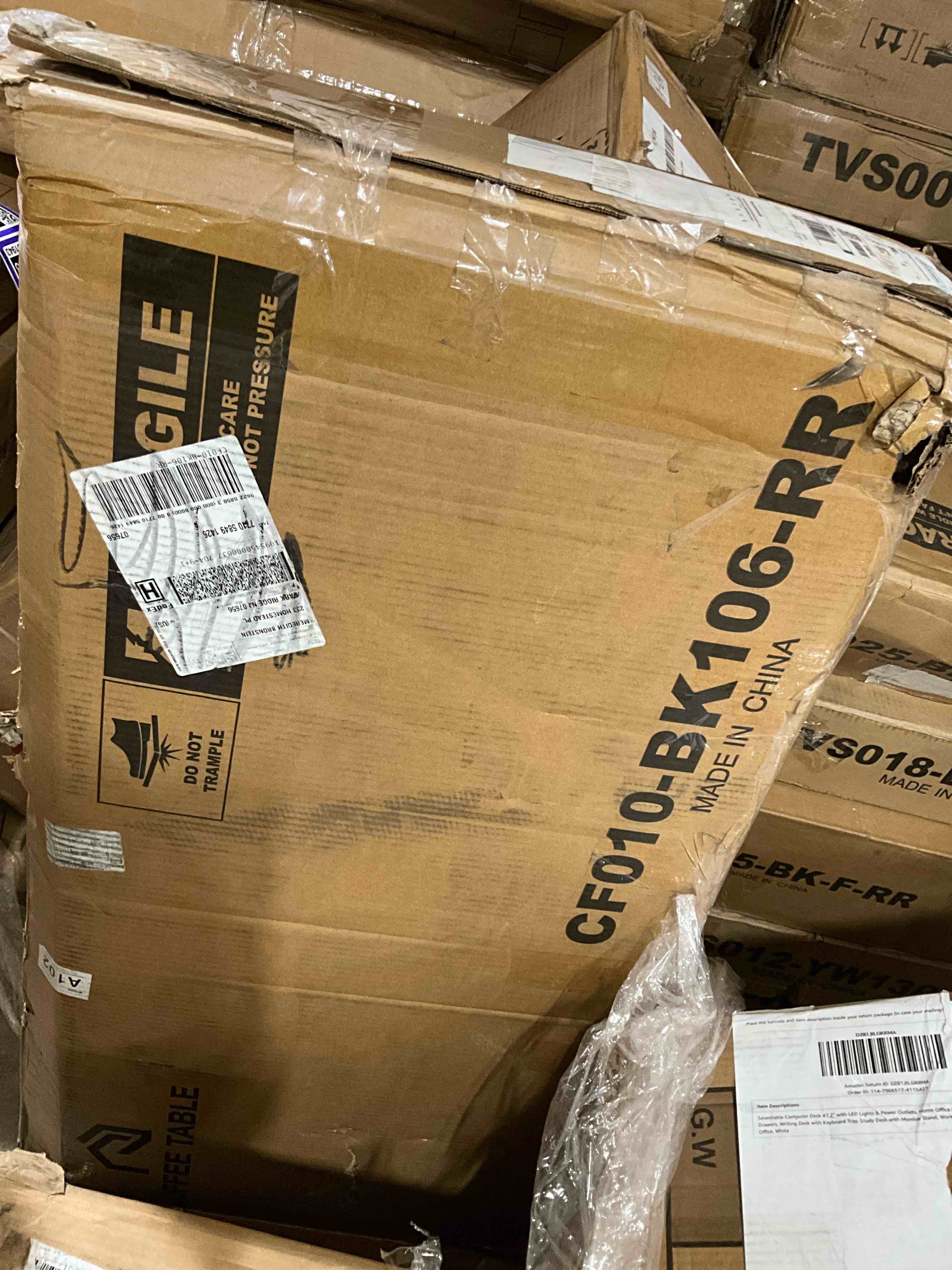https://s3.amazonaws.com/lotting-images-prod/bidfta/TEA1862575_1740068543625.jpeg