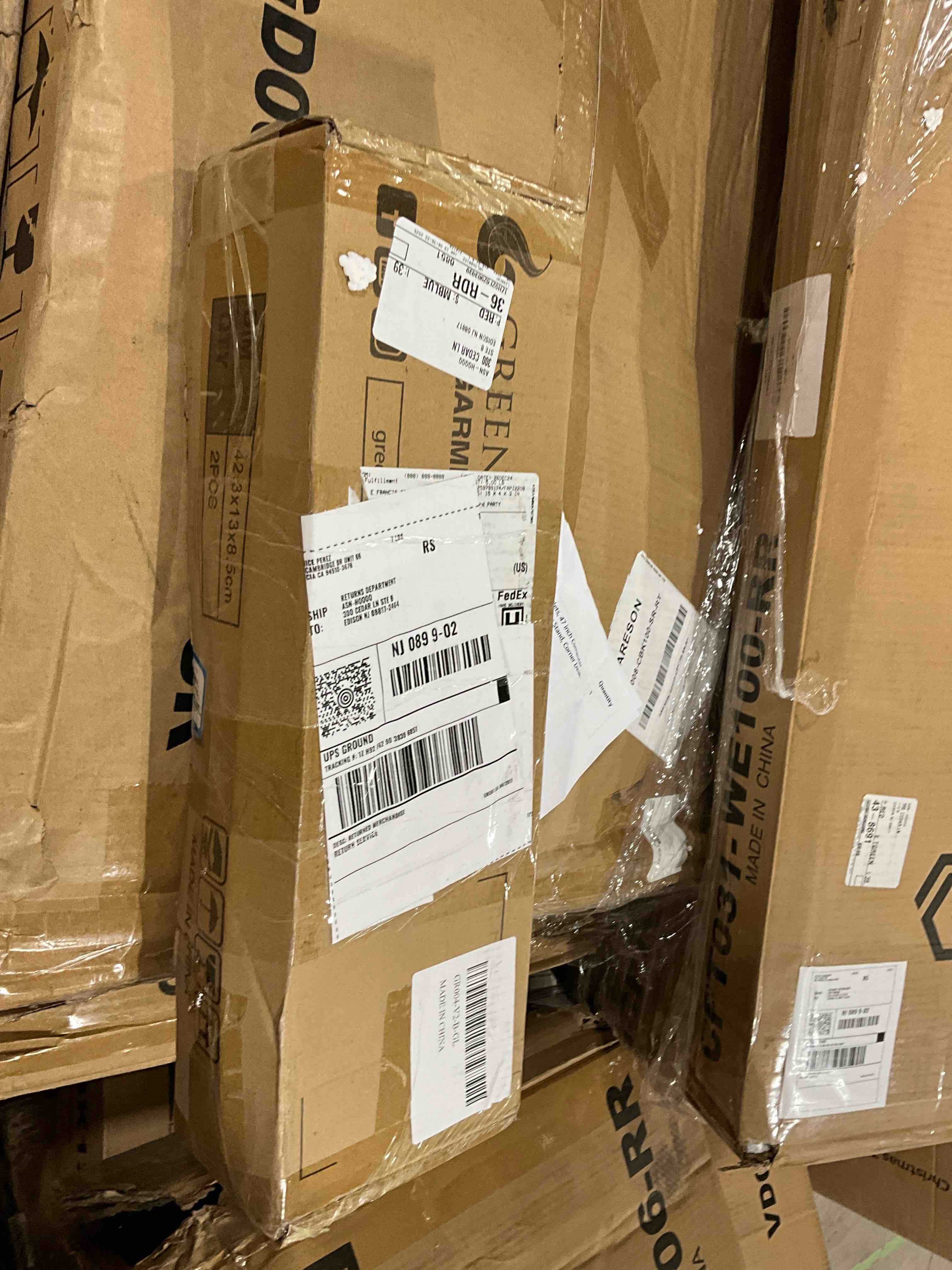 https://s3.amazonaws.com/lotting-images-prod/bidfta/TEA1862581_1740066859808.jpeg
