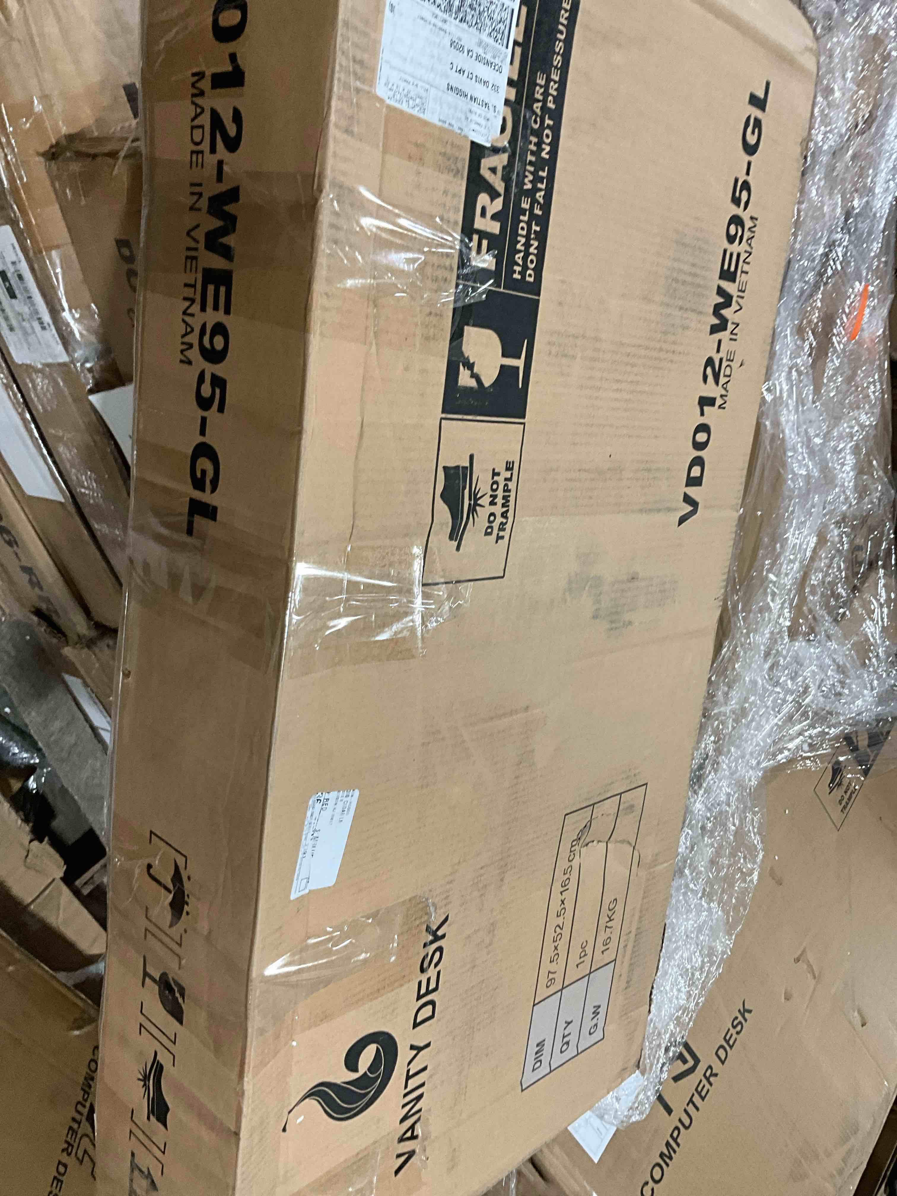 https://s3.amazonaws.com/lotting-images-prod/bidfta/TEA1862585_1740066025914.jpeg