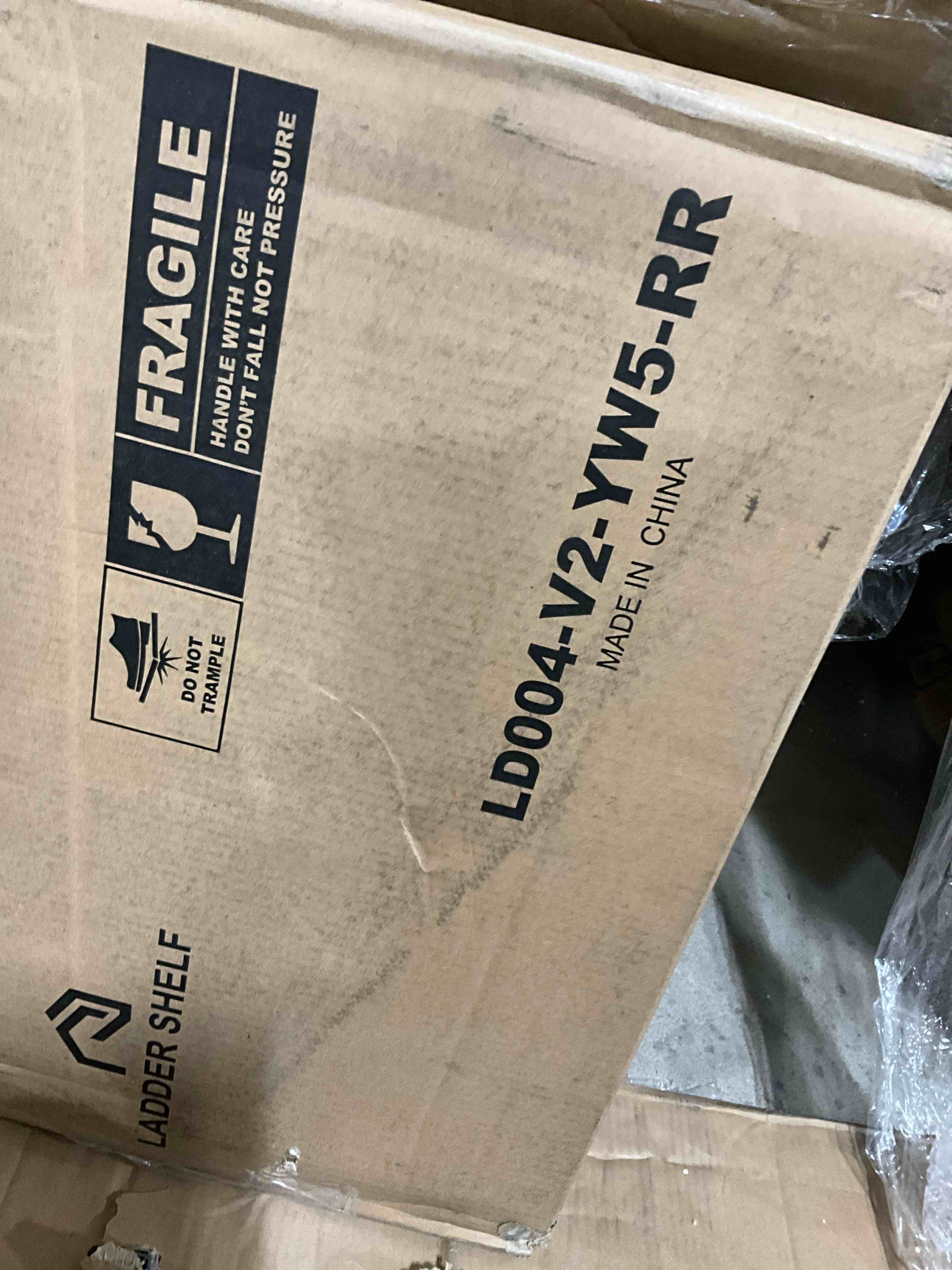 https://s3.amazonaws.com/lotting-images-prod/bidfta/TEA1862598_1740063650104.jpeg