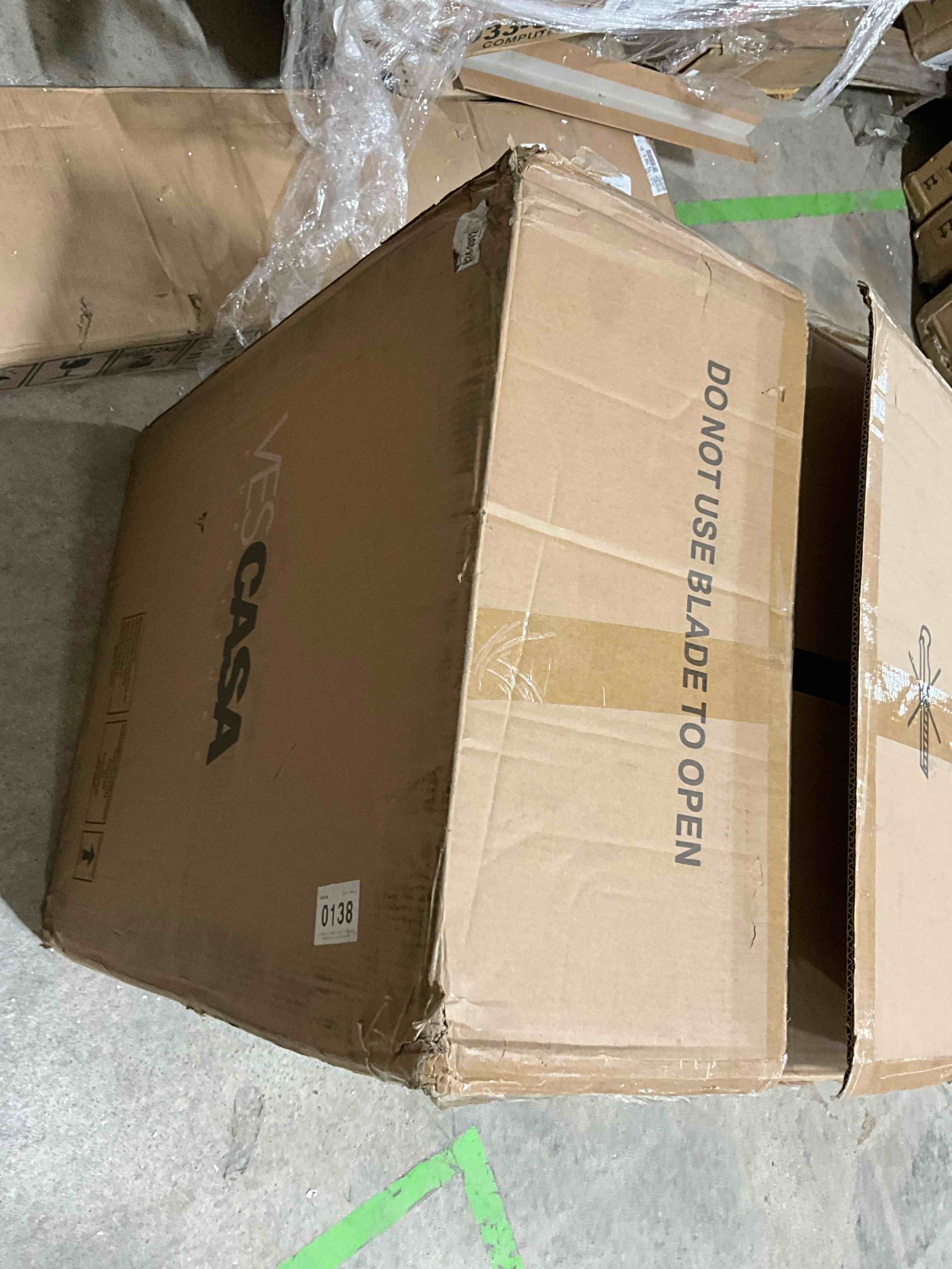 https://s3.amazonaws.com/lotting-images-prod/bidfta/TEA1862600_1740063398661.jpeg