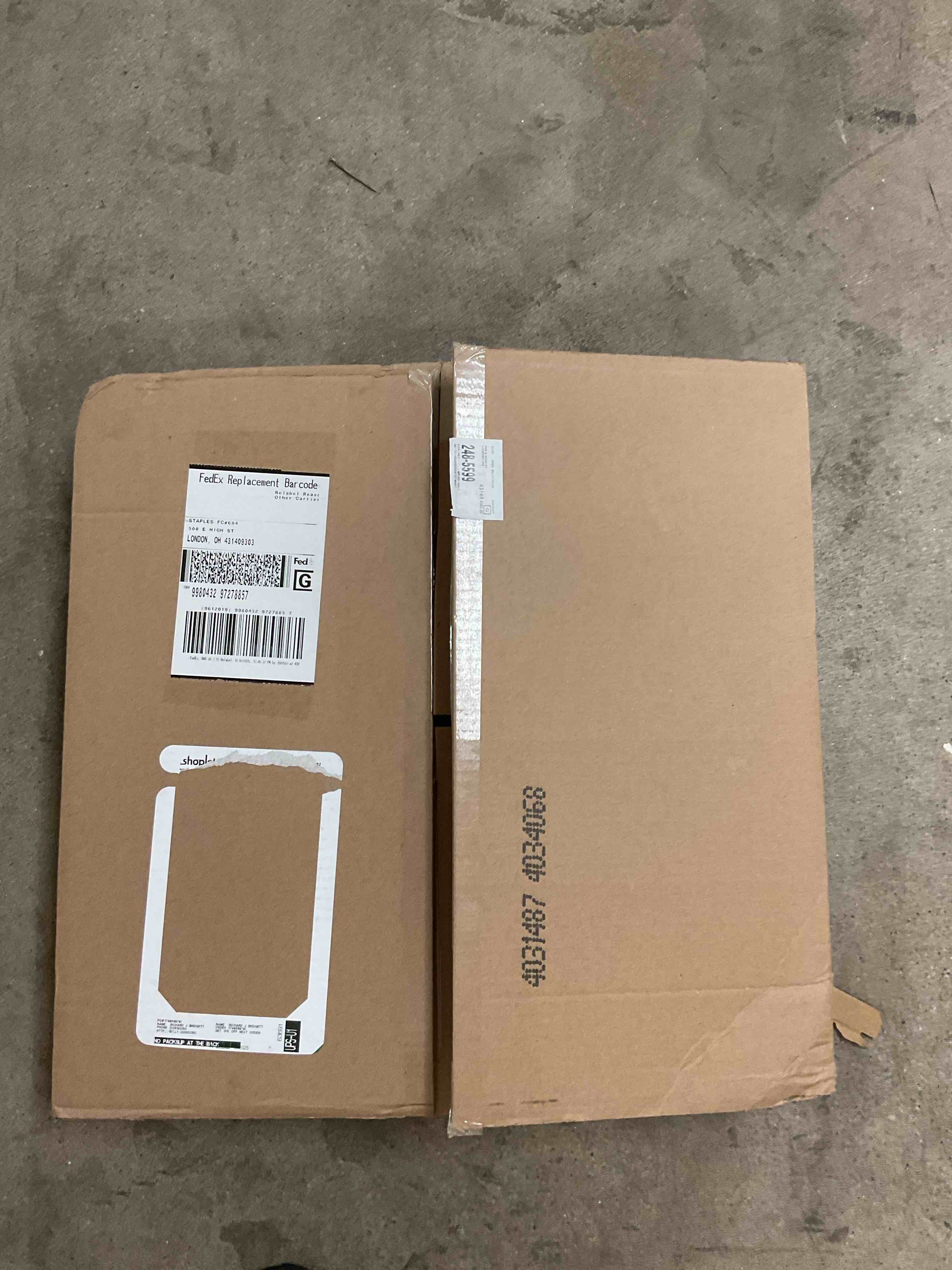 https://s3.amazonaws.com/lotting-images-prod/bidfta/TEA1862970_1751476377572.jpeg