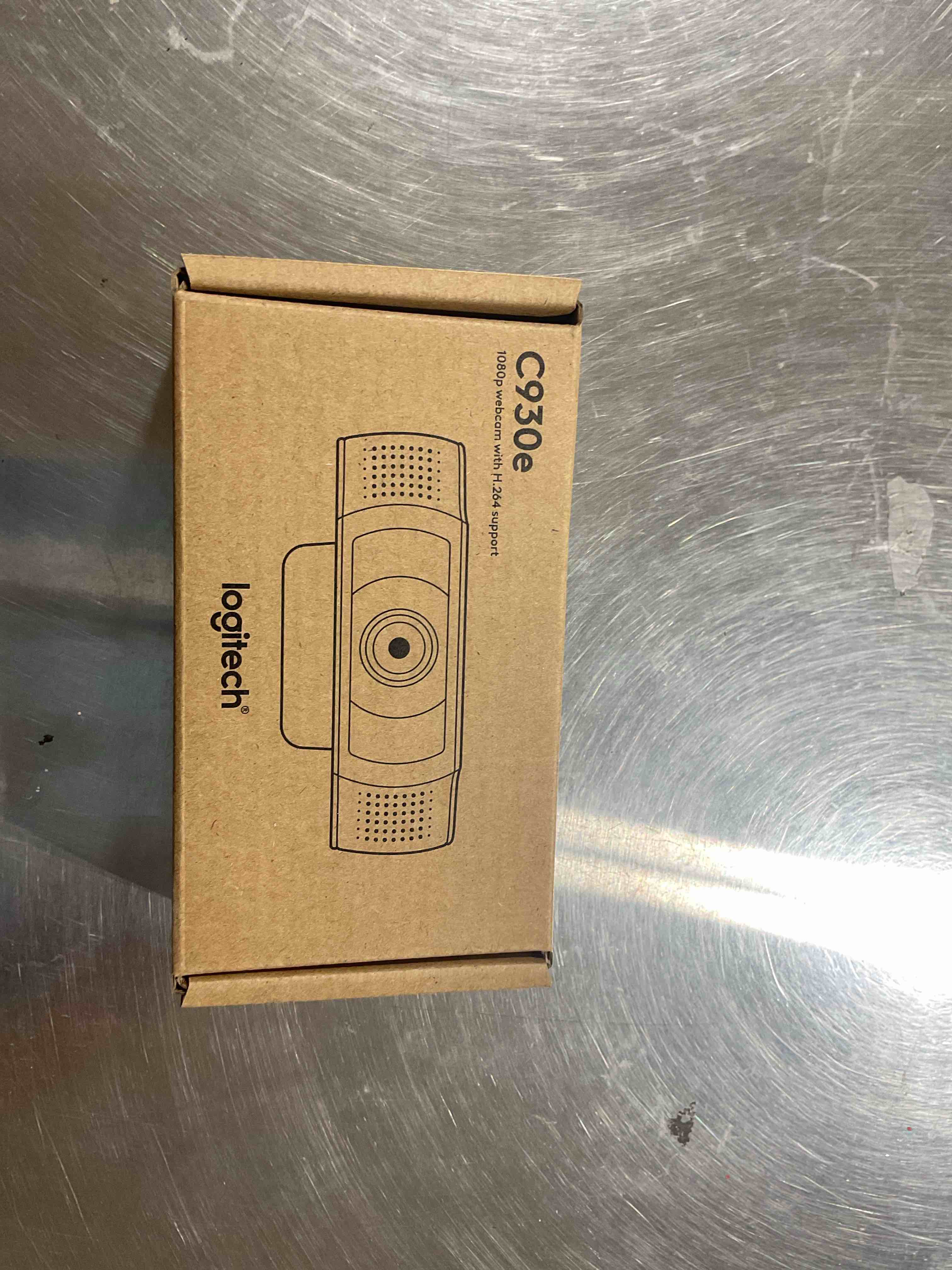 https://s3.amazonaws.com/lotting-images-prod/bidfta/TEA1863898_1752503680207.jpeg