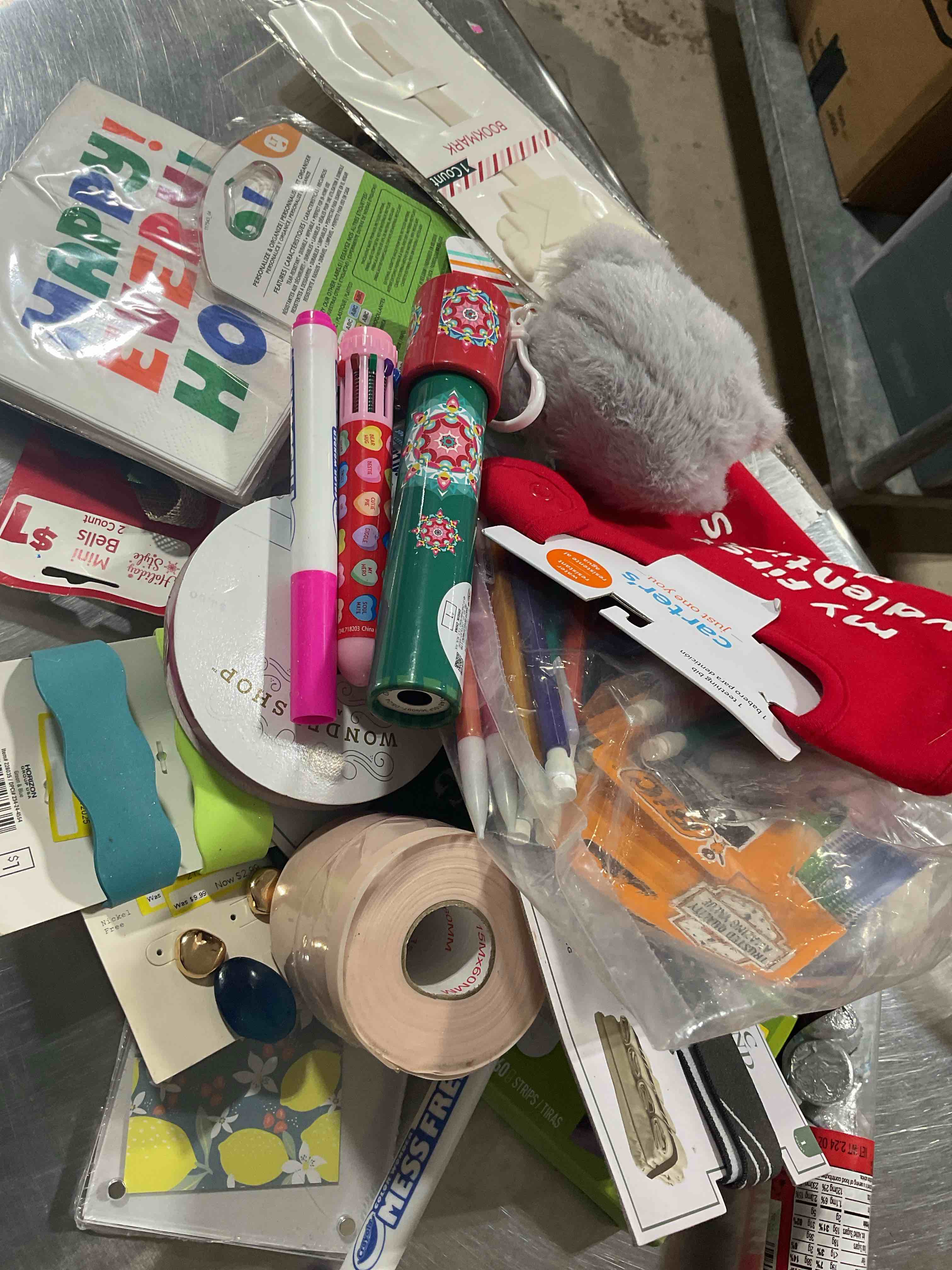 assorted item 