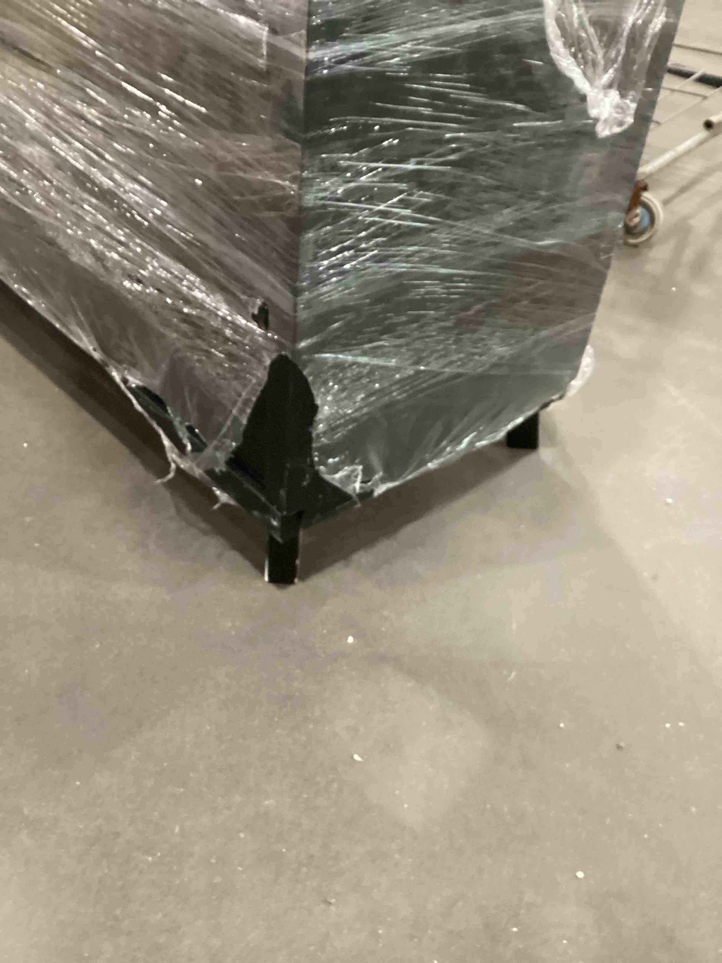 https://s3.amazonaws.com/lotting-images-prod/bidfta/TEA1864030_1736346528117.jpeg