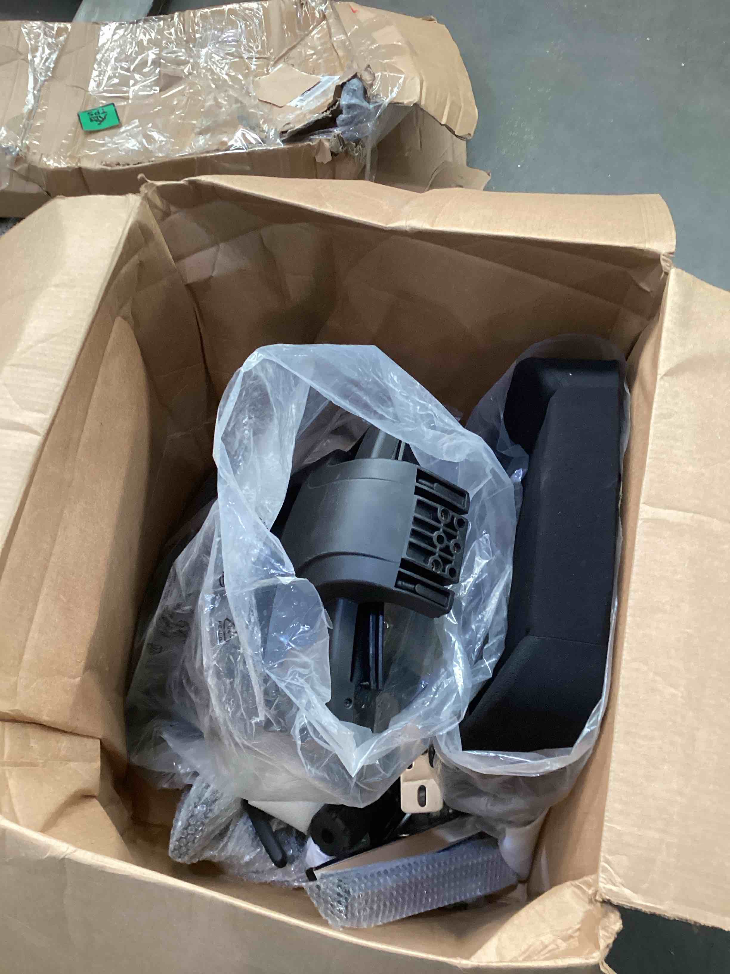 https://s3.amazonaws.com/lotting-images-prod/bidfta/TEA1865340_1737060090429.jpeg