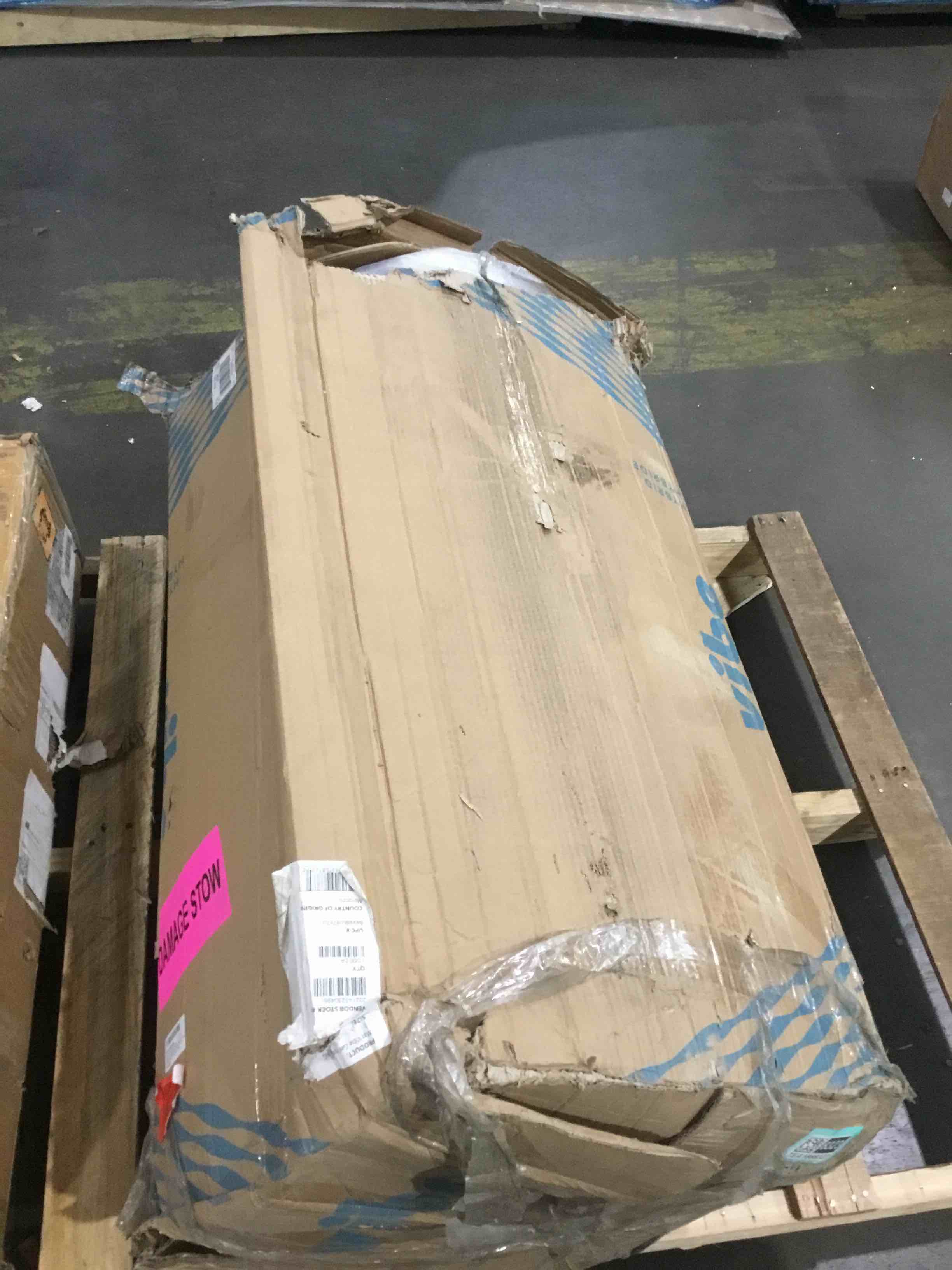 https://s3.amazonaws.com/lotting-images-prod/bidfta/TEA1868323_1741708975612.jpeg