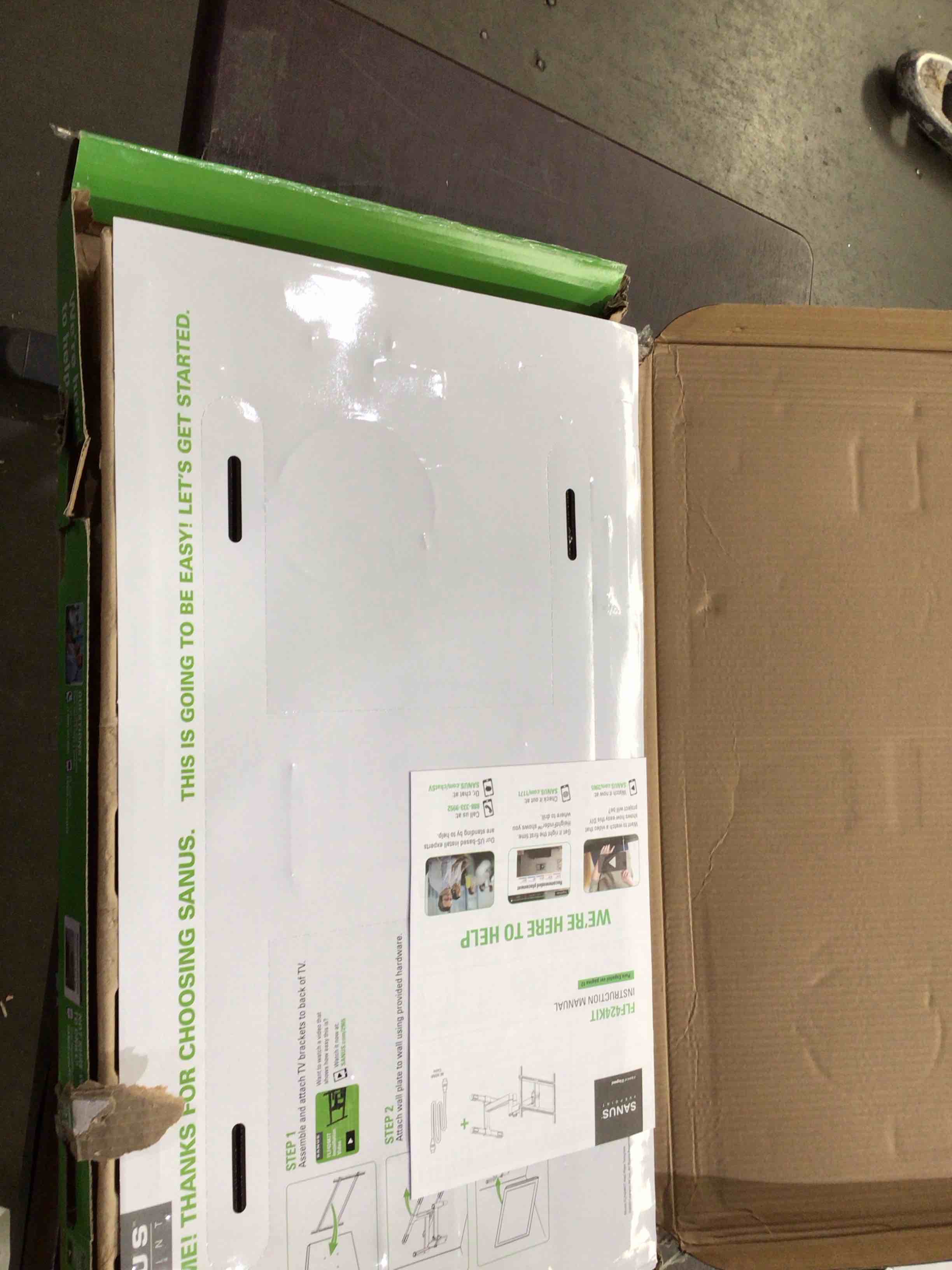 https://s3.amazonaws.com/lotting-images-prod/bidfta/TEA1868623_1741812747417.jpeg