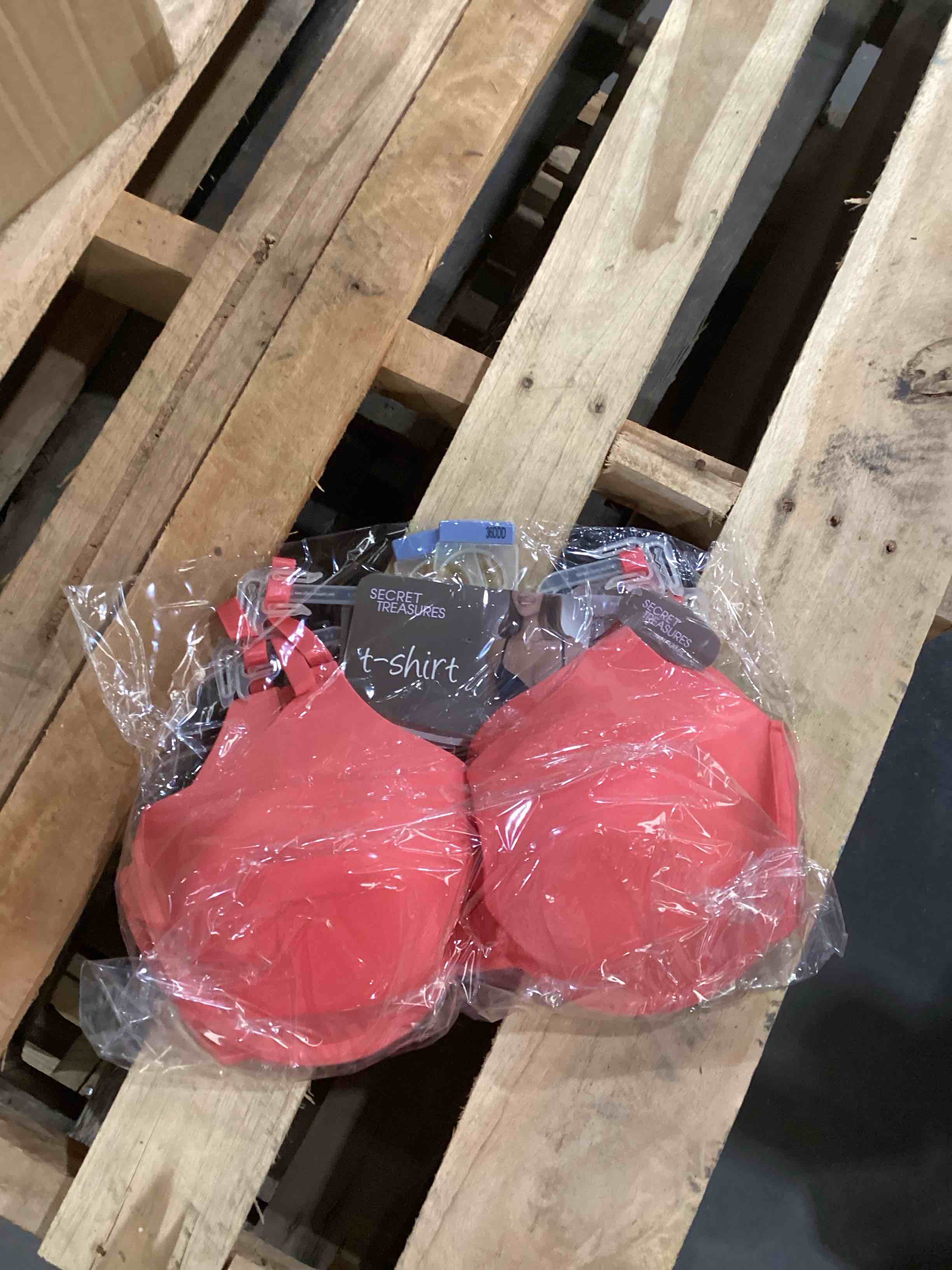 Box of 34 Pink 36DDD Bras