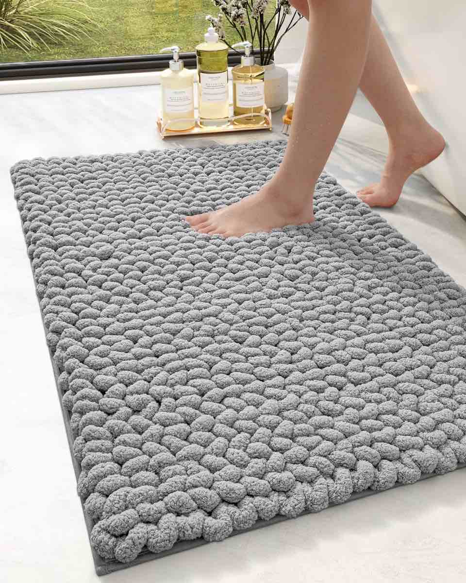 Extra Thick Memory Foam Bath Mat, Quick Dry Bathroom Mat, Ultra Soft Bathroom Floor Mat, Non-Slip, Machine Washable 32" x 20" (Grey)
