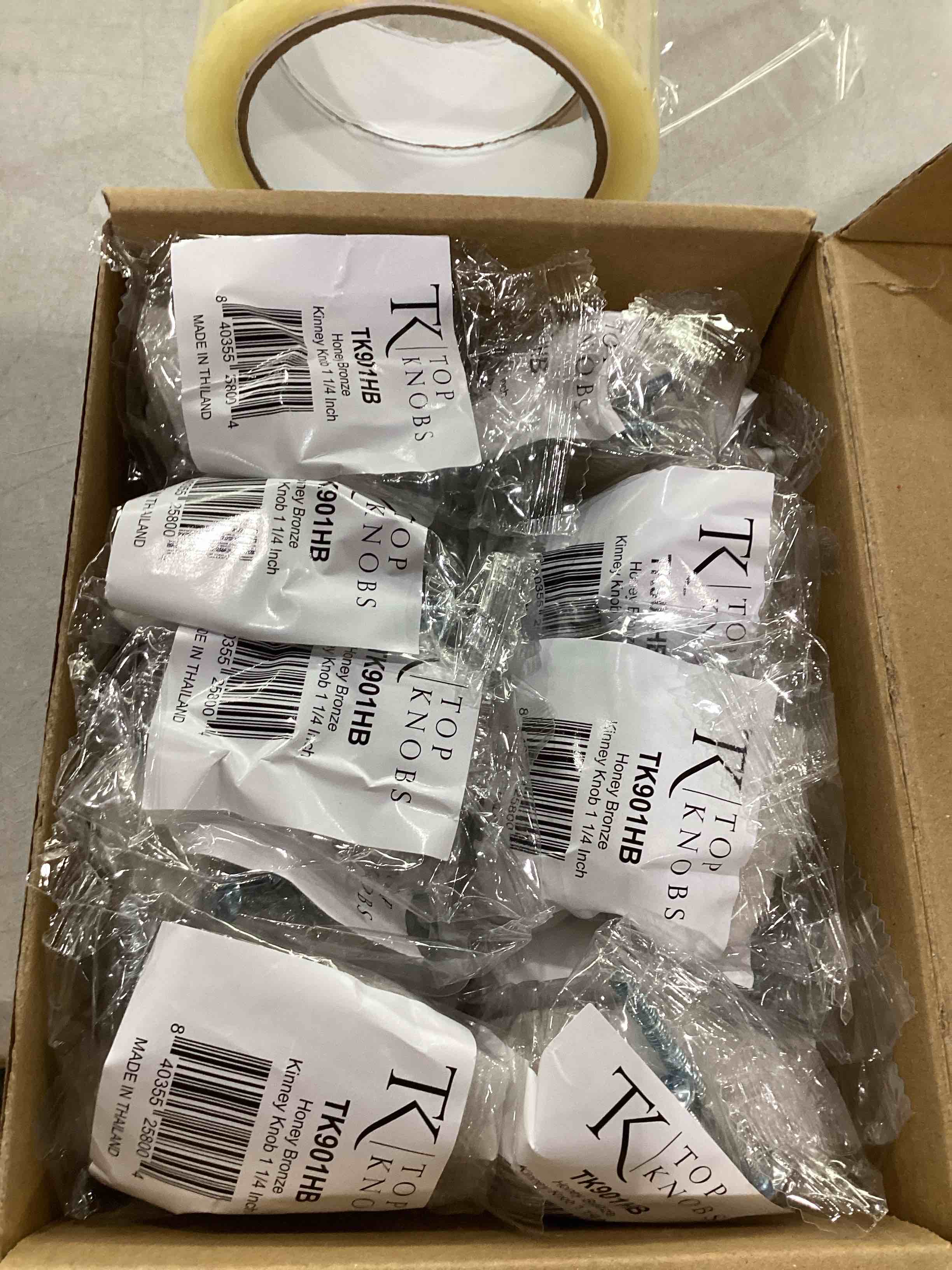 https://s3.amazonaws.com/lotting-images-prod/bidfta/TEA1876575_1750795079918.jpeg